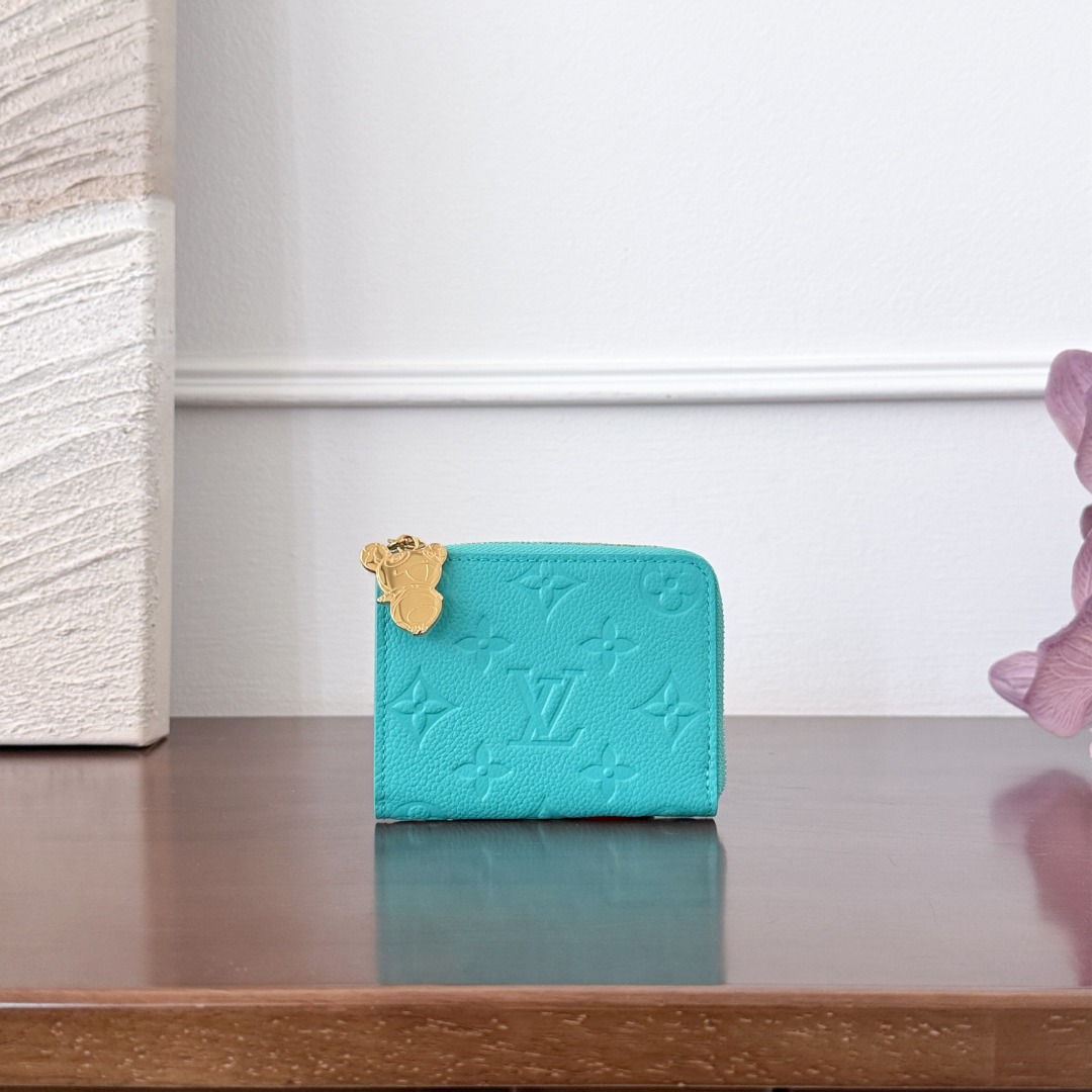 Louis Vuitton -
M13801
9x2x12cm