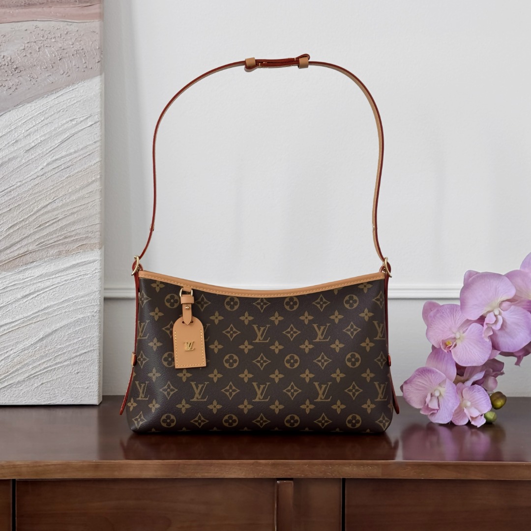 Louis Vuitton carryall-
M28101
19x10x36cm