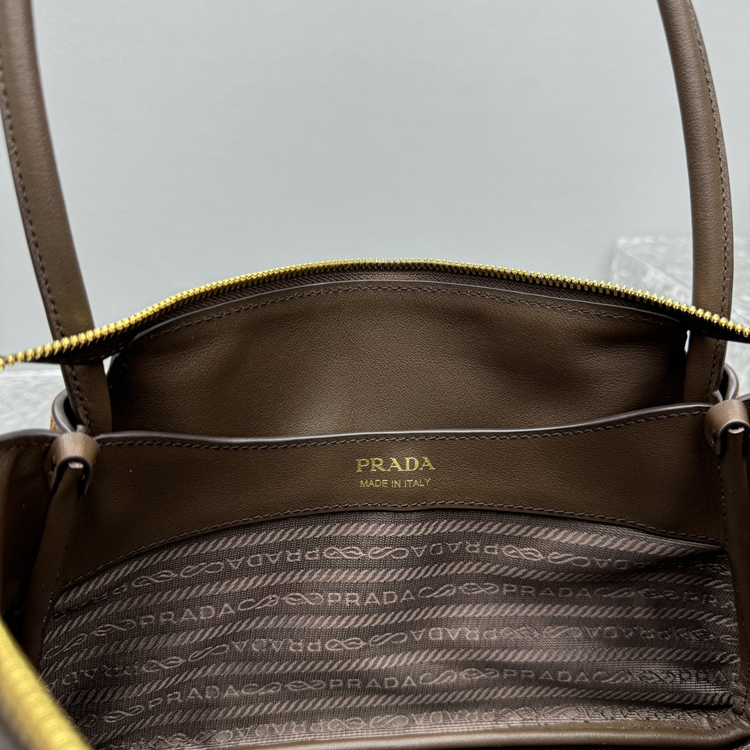 프라다 136602 가방 Prada Bag 썸네일 이미지