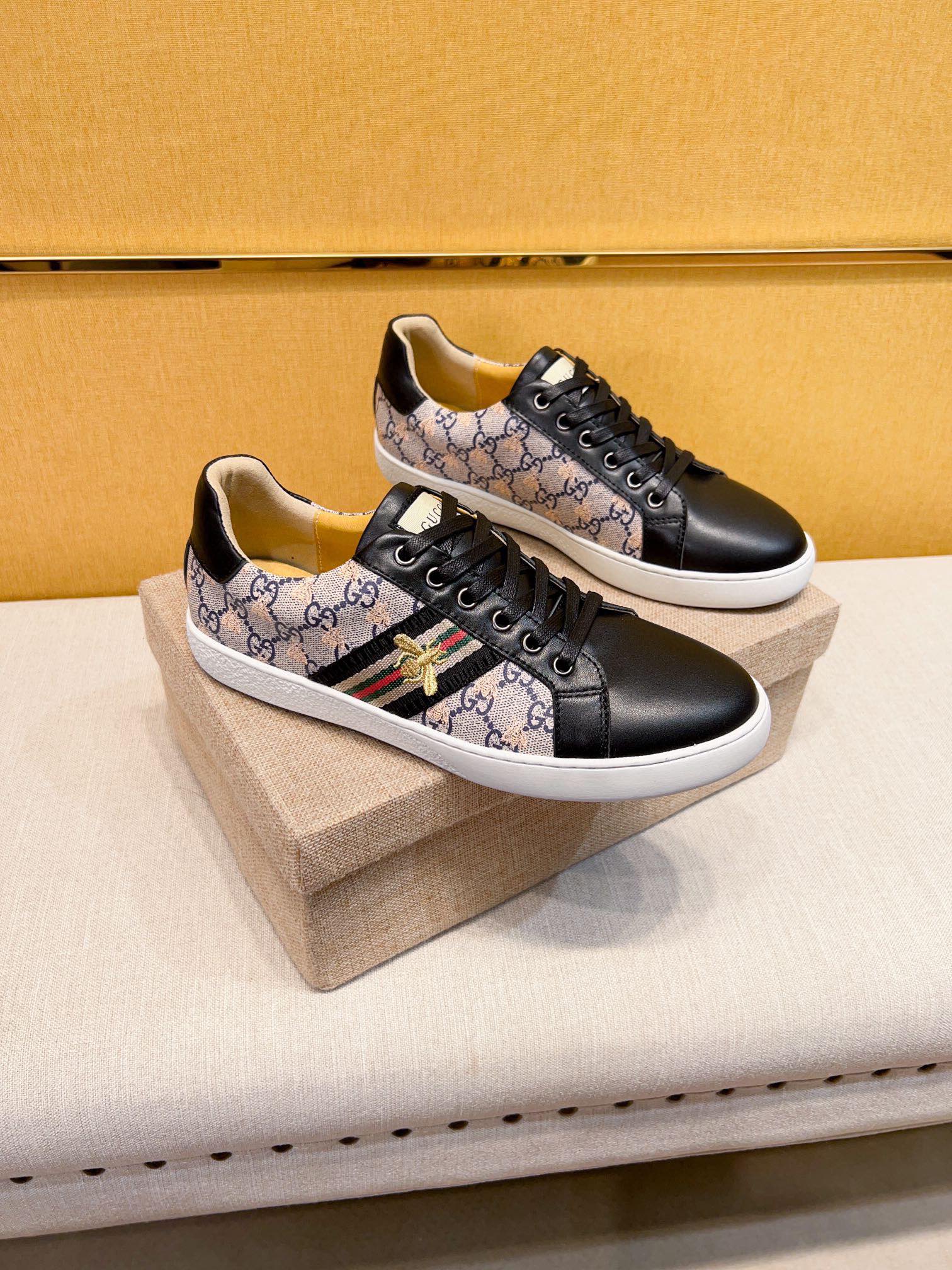 NO:353768,, Brand Guqi casual lace-up footboat shoes, official new model, Hu Ge same style [Strong] [Lightning] Luxury, low-key, connotation, [Professional] Imported calfskin imported on the upper is comfortable, combined with the whole sheep breathable and refuses to fade the sheepskin inner lining, real talent and material, continues the Guqi Institute's persistence for a century to create every unique product for the public. The Turkish master personally designed [Strong] [Strong] The main store at No. 24, St. Tenna Faubao Avenue in France is released simultaneously, atmospheric and fashionable, casual, all clothing is versatile, quickly upload the picture and hit the hot product!  Standard code 38-45, cowhide, sheepskin19860909,品牌古奇休闲系带套脚船鞋,官方新款,胡歌同款哦[强][闪电] 奢华 低调、有内涵,[得意]鞋面进口小牛皮舒适、配合全羊透气拒绝掉色羊皮内里,真才实料、延续了古奇所坚持不懈了百年为大众打造每一款都独具匠心的产品,土耳其大师亲自操刀设计 [强][强]法国圣特娜福宝大道24号总店同步发售,大气时尚、休闲为一身,所有服饰百搭款,快快上图、爆款！标准码38-45,,cowhide,sheepskin,Men's shoes