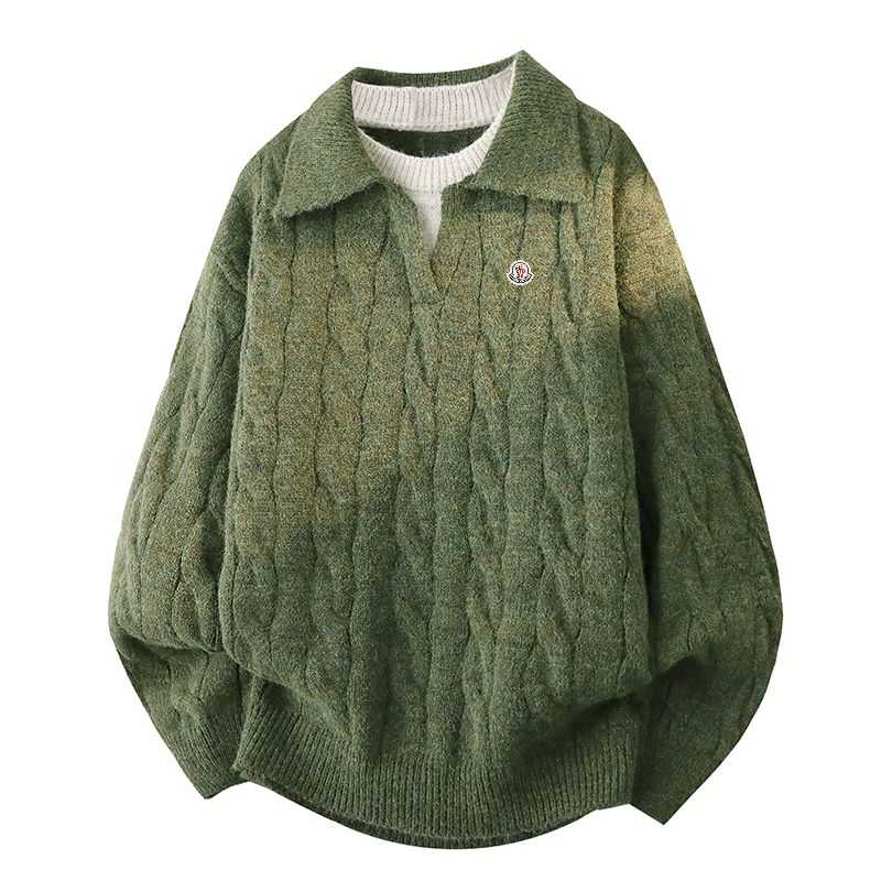 💰185。MONCLER/蒙口秋冬情侣款宽松复古休闲百搭长袖拼接翻领慵懒针织毛衣
采用新型针织面料，健康舒适。翻领拼接设计，开衫设计是功能性很强的一款外套，非常舒适、方便。胸前刺绣小logo，高端定制材质，上身效果非常棒！男女都可以驾驭
颜色：黑  浅灰  深灰  绿  米白  红
尺码：M&mdash;4XL