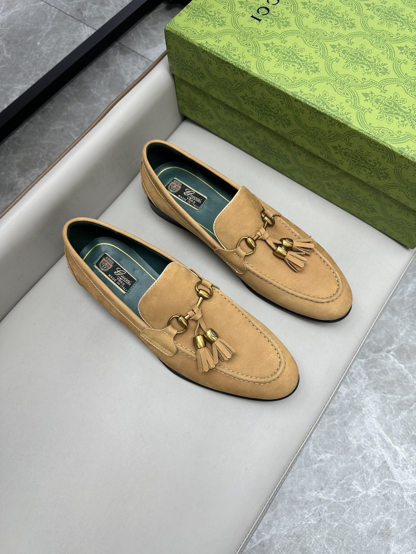 Gucci 古驰古奇 スタイリッシュな皮靴 - インポートデニム使用