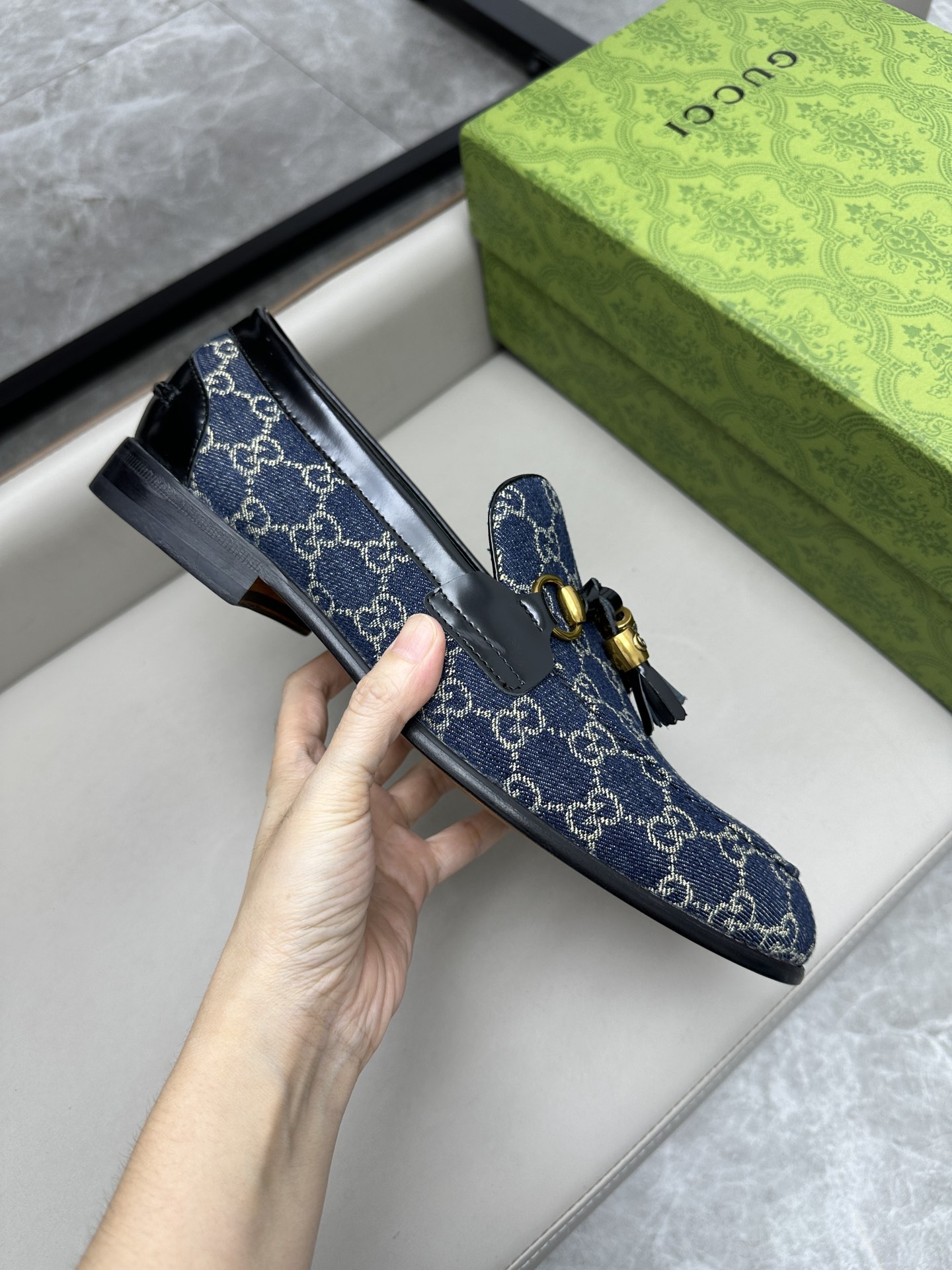 Gucci 古驰古奇 新型皮鞋 - インポート牛仔布と真皮底のスタイリッシュデザイン