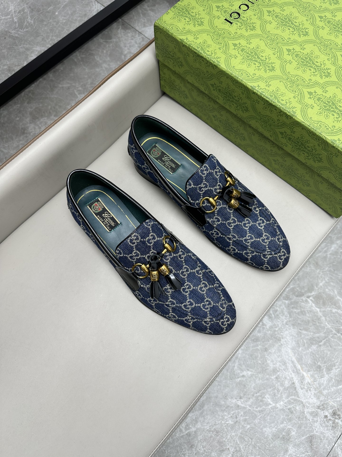 Gucci 古驰古奇 新型皮鞋 - インポート牛仔布と真皮底のスタイリッシュデザイン