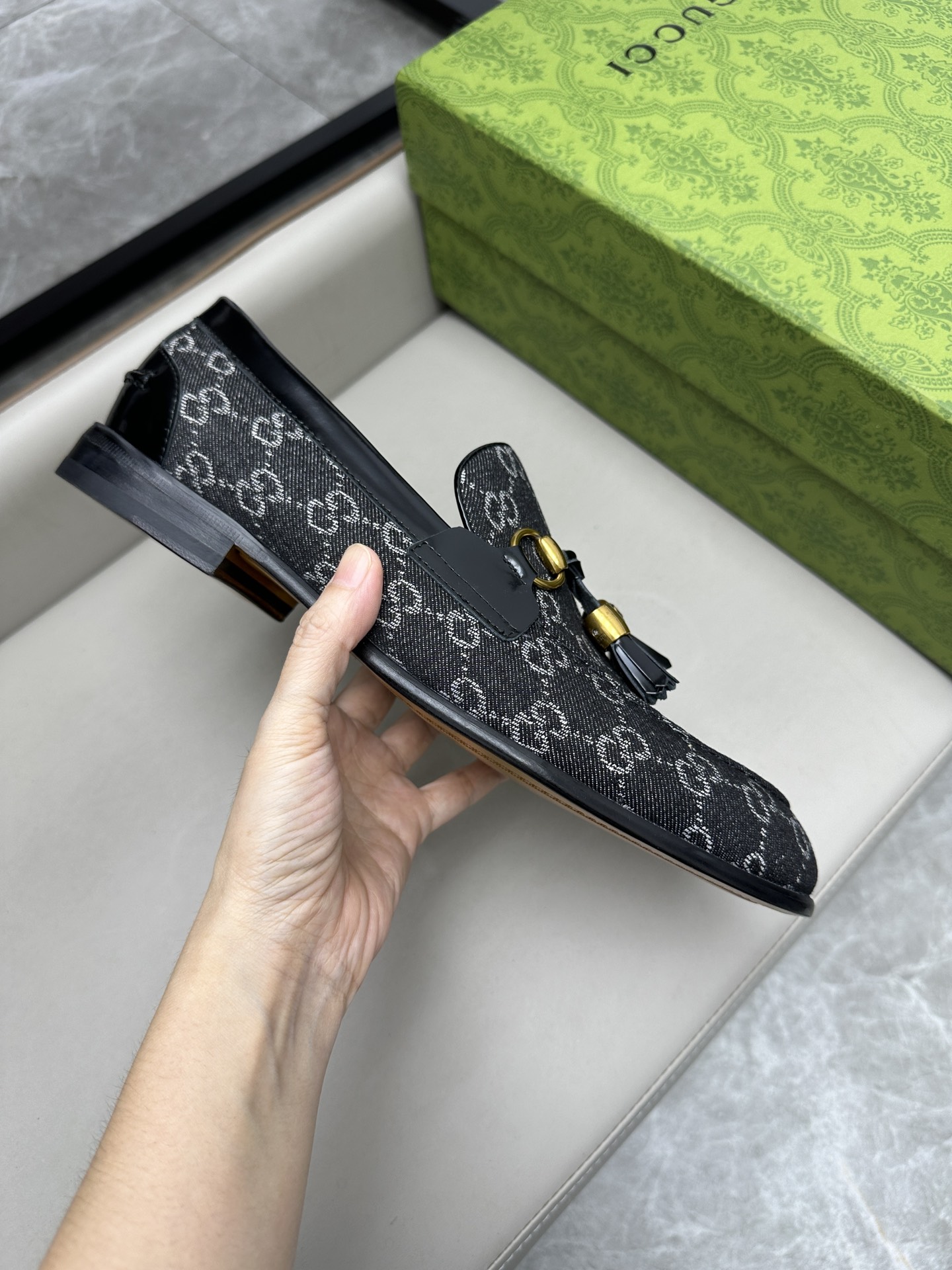 Gucci 古驰古奇 2024新款皮鞋 - スタイリッシュなデザインと快適さ