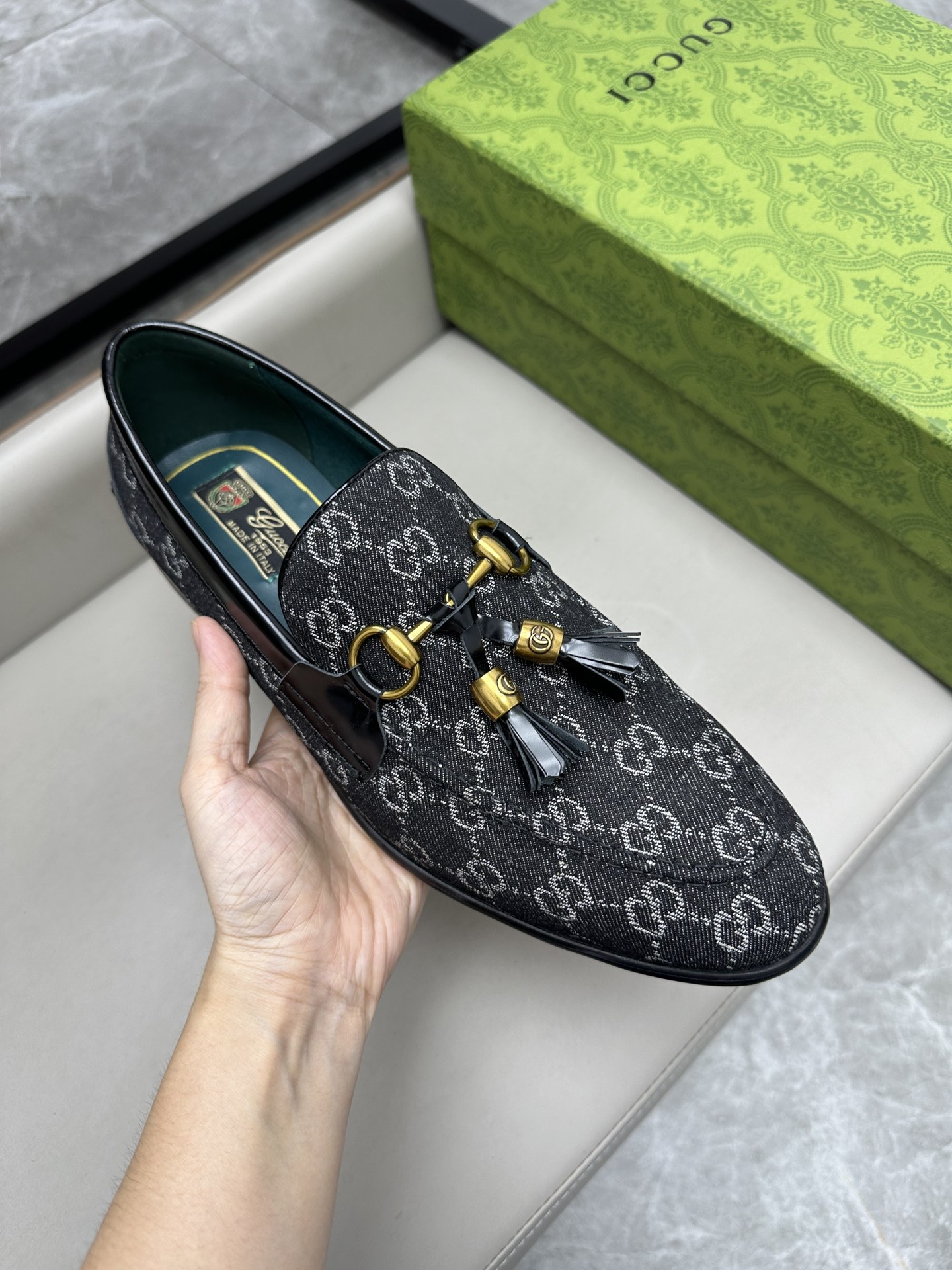 Gucci 古驰古奇 2024新款皮鞋 - スタイリッシュなデザインと快適さ