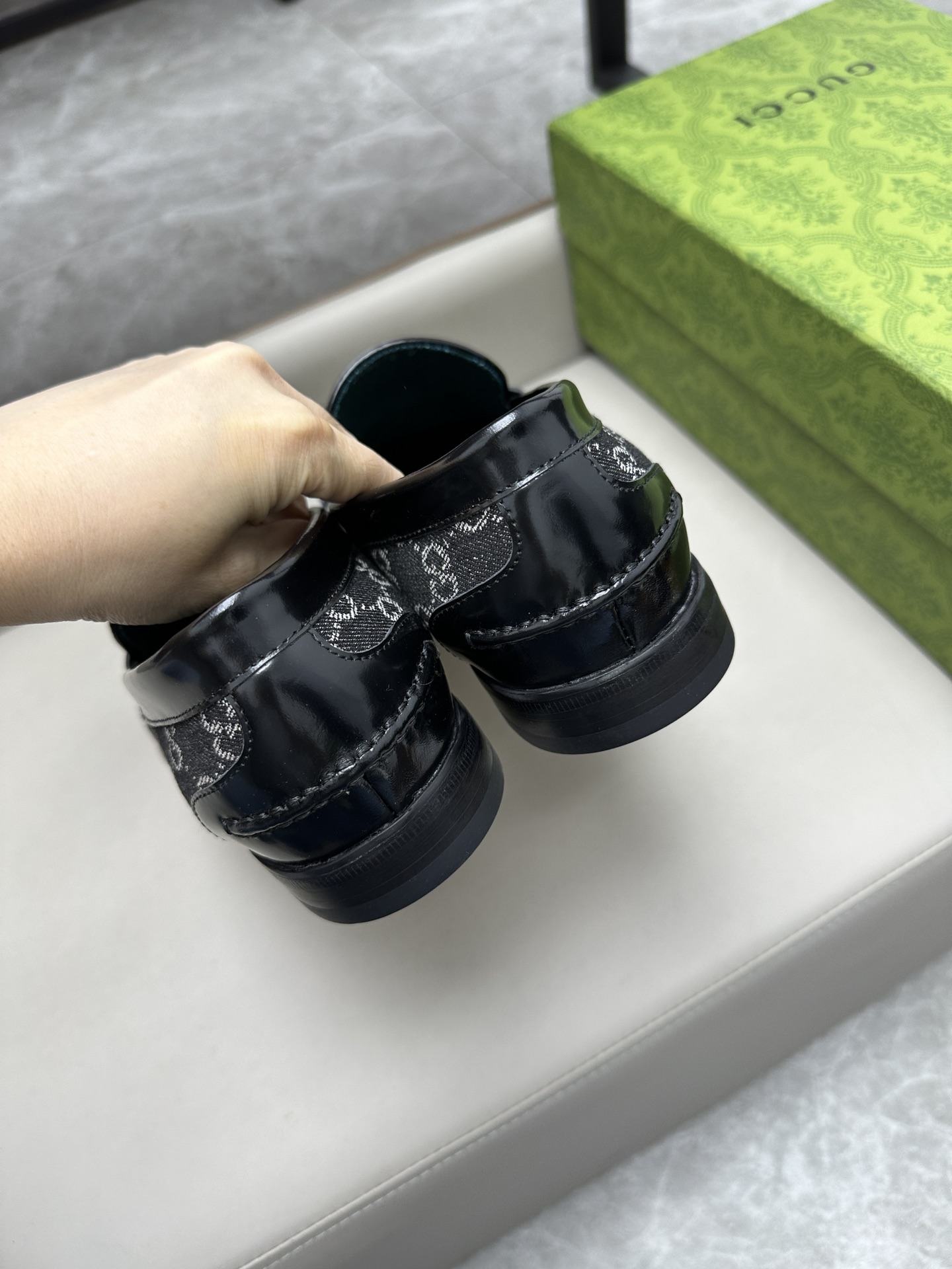 Gucci 古驰古奇 2024新款皮鞋 - スタイリッシュなデザインと快適さ