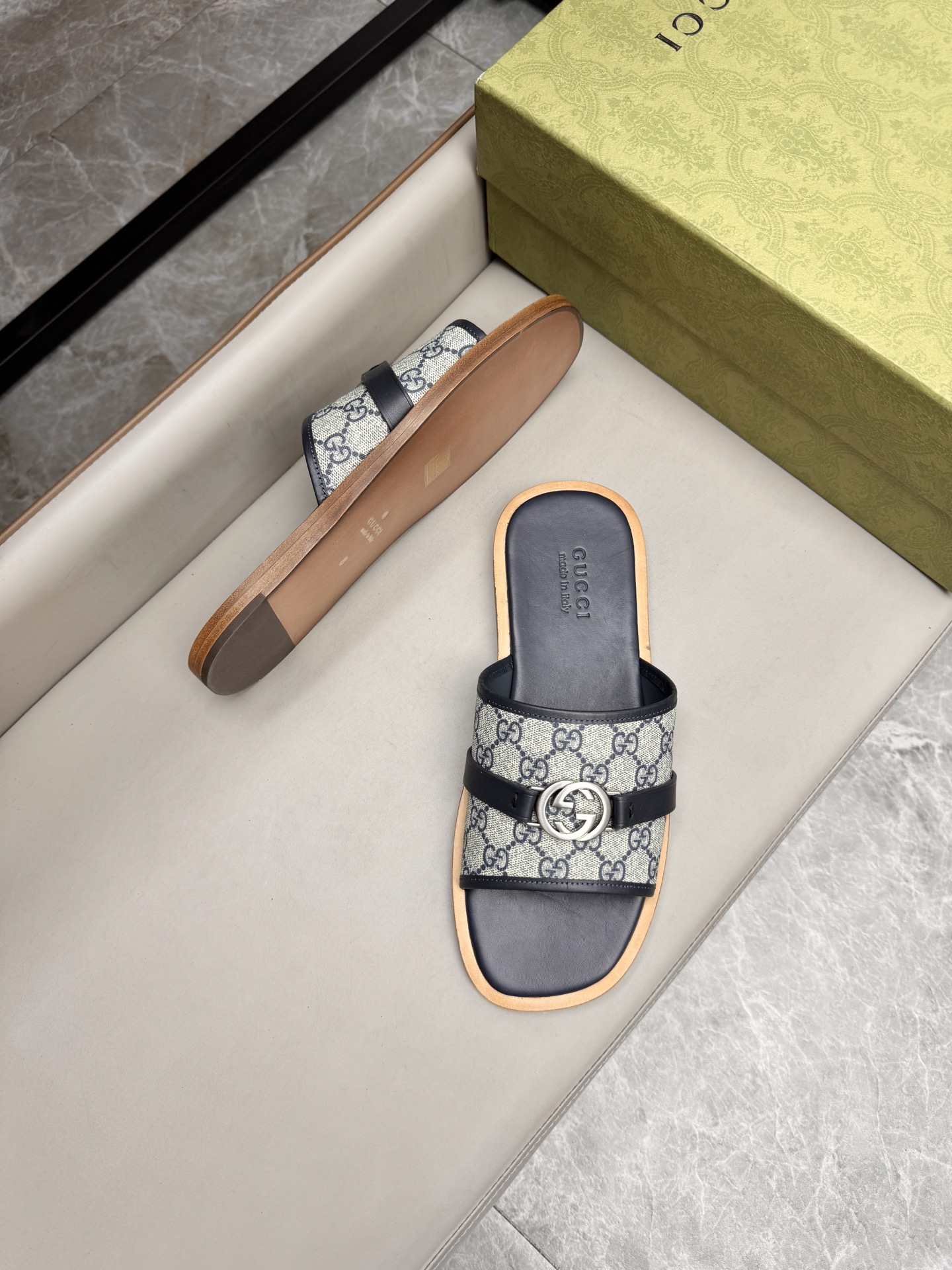 Gucci Men's Sandals Leather Slides Signature GG Supreme Size 38-46 3 i1742735422578 3607 0 2