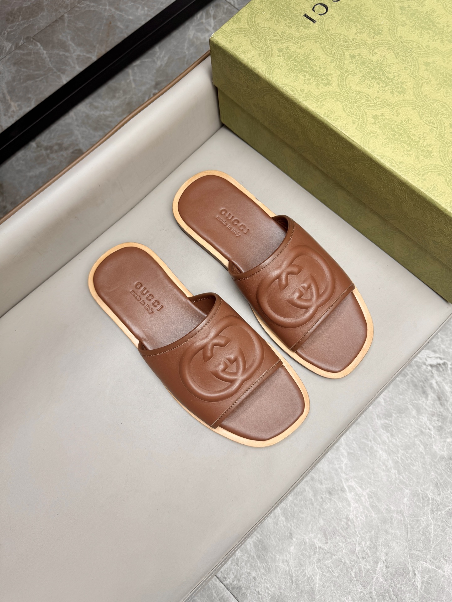 Gucci Leather Slides for Men - High-Quality, Comfortable, and Luxurious