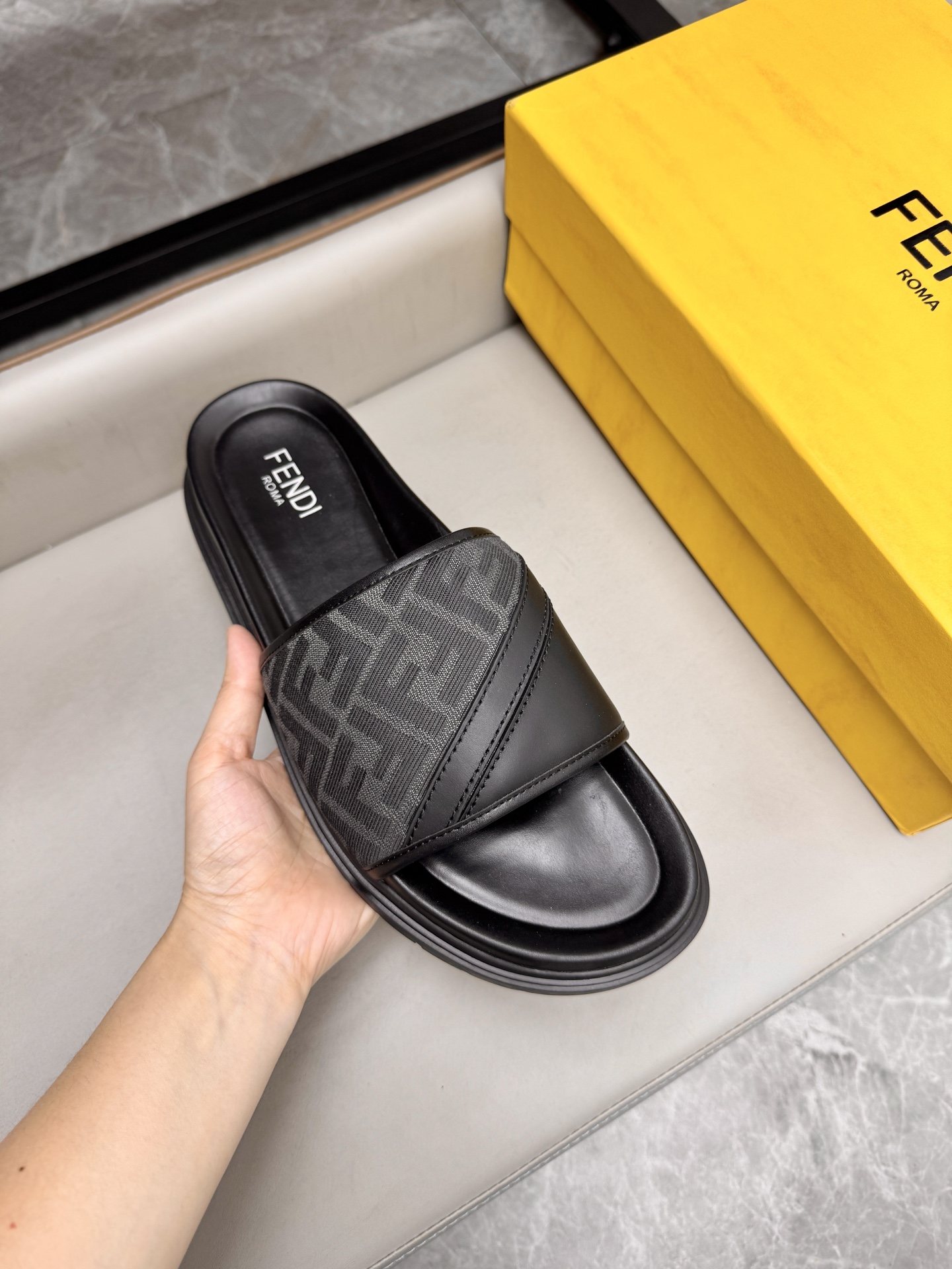 Fendi Roma Men's Slides - Designer Comfort & Style, Sizes 38-45 8 i1743073139583 8516 0 6