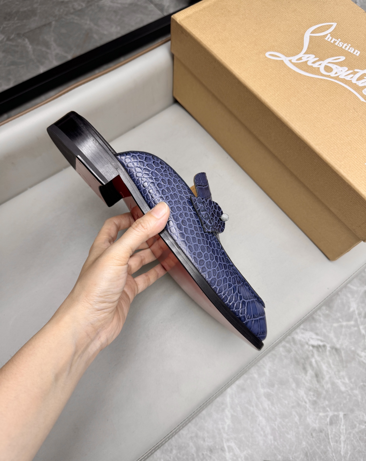 Christian Louboutin Men's Blue Alligator Embossed Leather Mule Slides 7 i1744293640532 7891 0 5