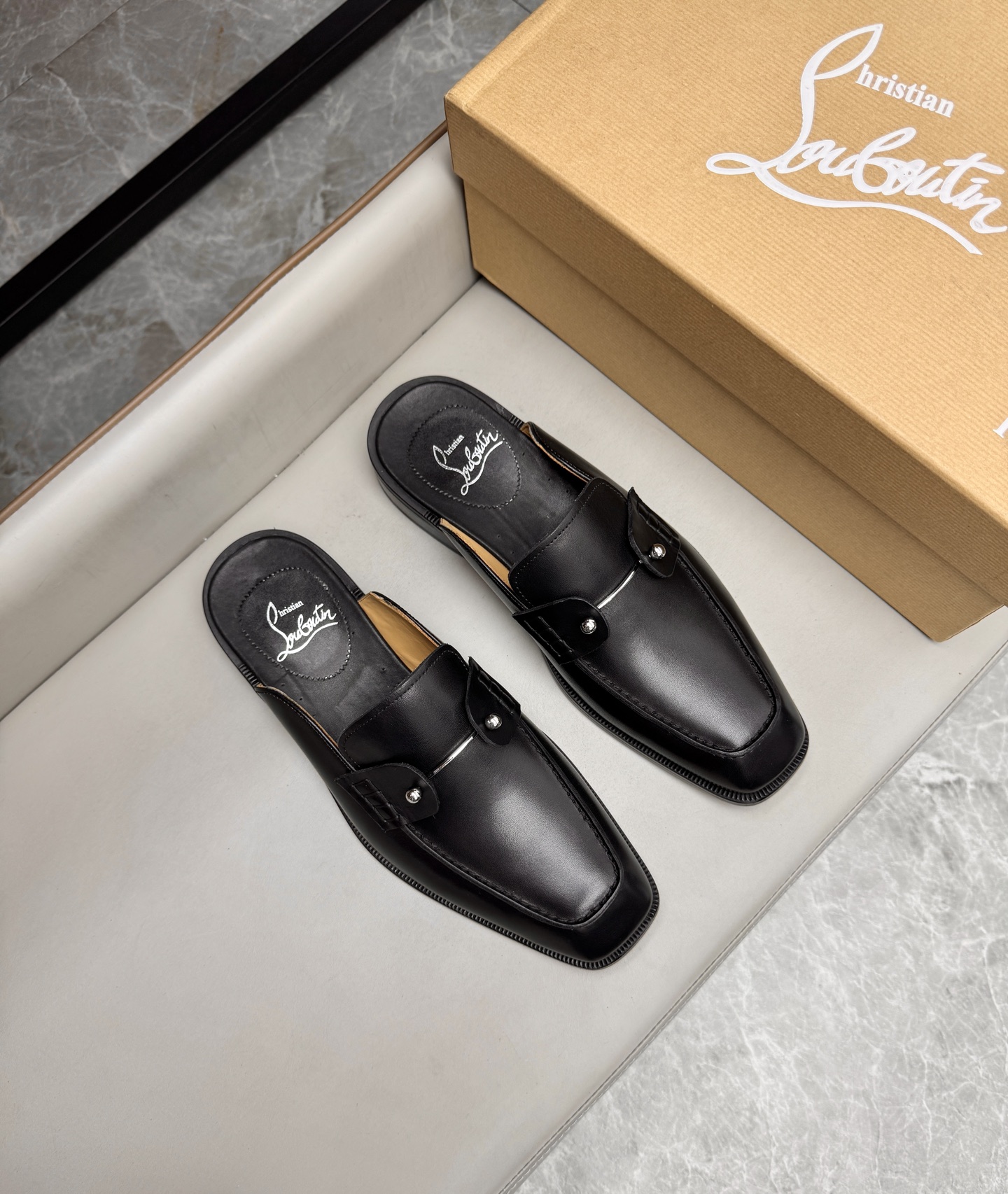Christian Louboutin Men's Leather Summer Mules - Stylish & Comfortable 1 i1744294091334 3351 0 0