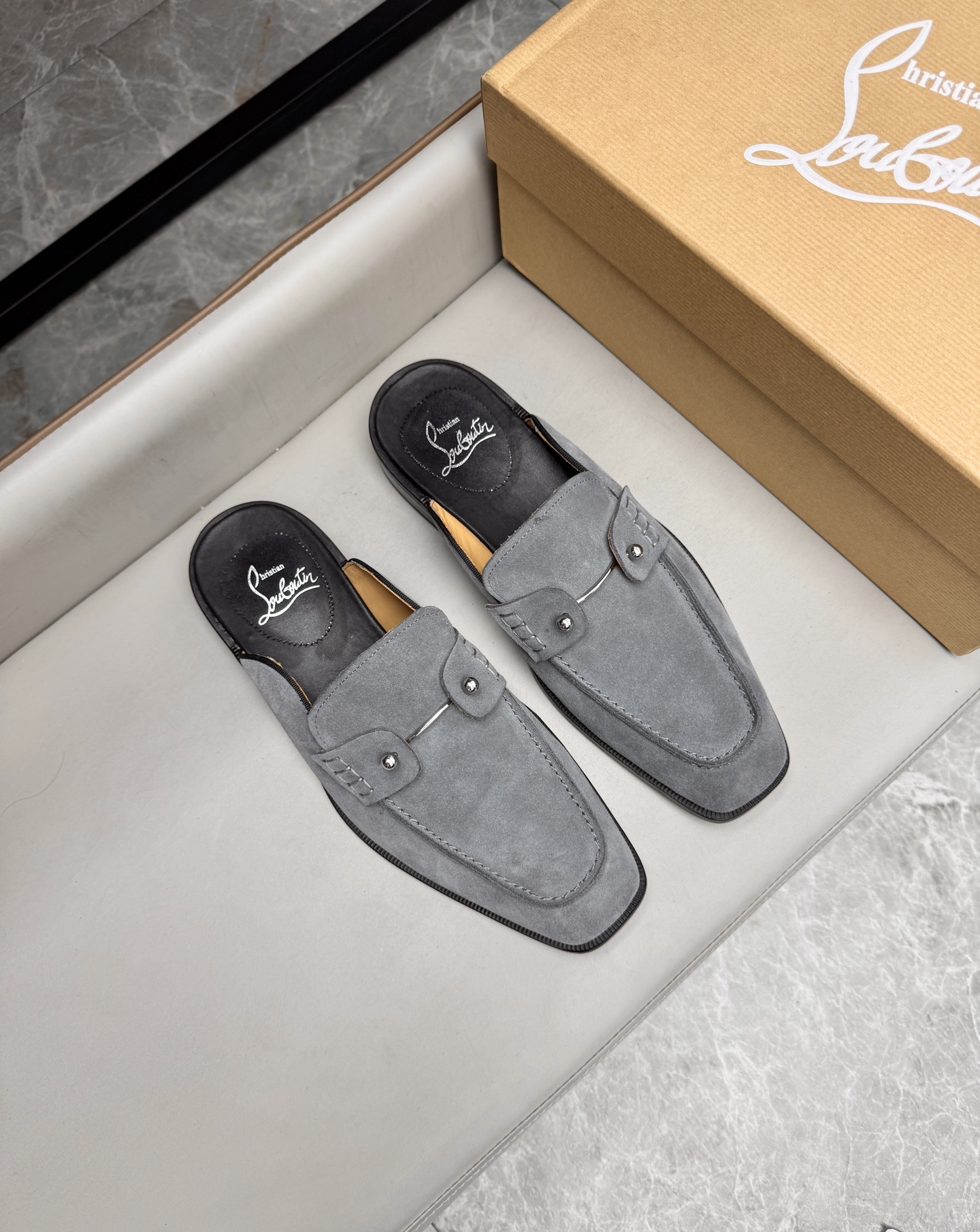 Christian Louboutin Men's Gray Suede Leather Mules Loafers Slides