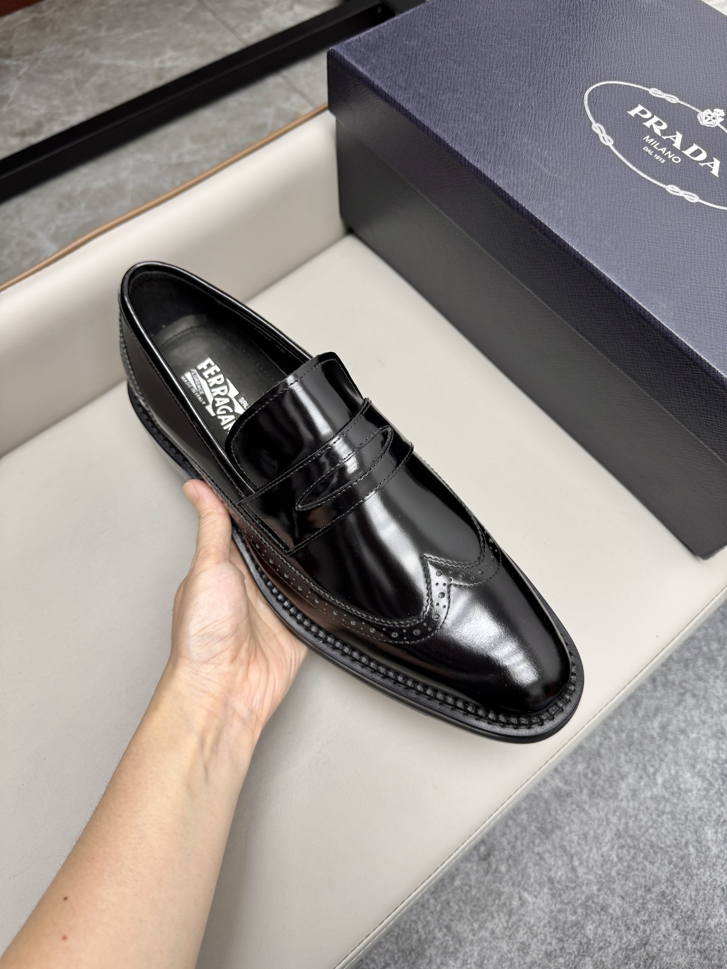 Ferragamo Men's Leather Wingtip Loafers Black, Size 38-46 8 i1747150463740 9429 0 6