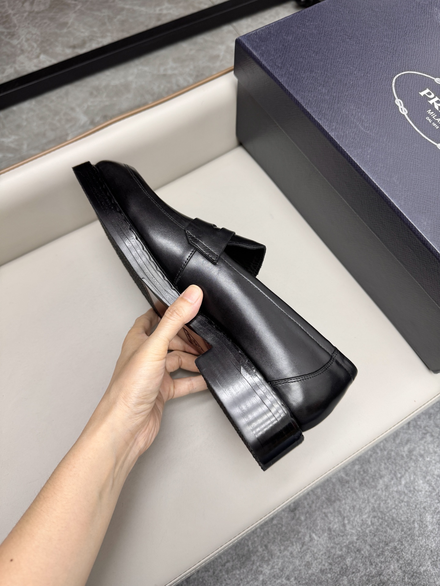 Prada Men's Black Leather Loafers Classic Business Dress Shoes 9 i1747230425091 8582 0 7