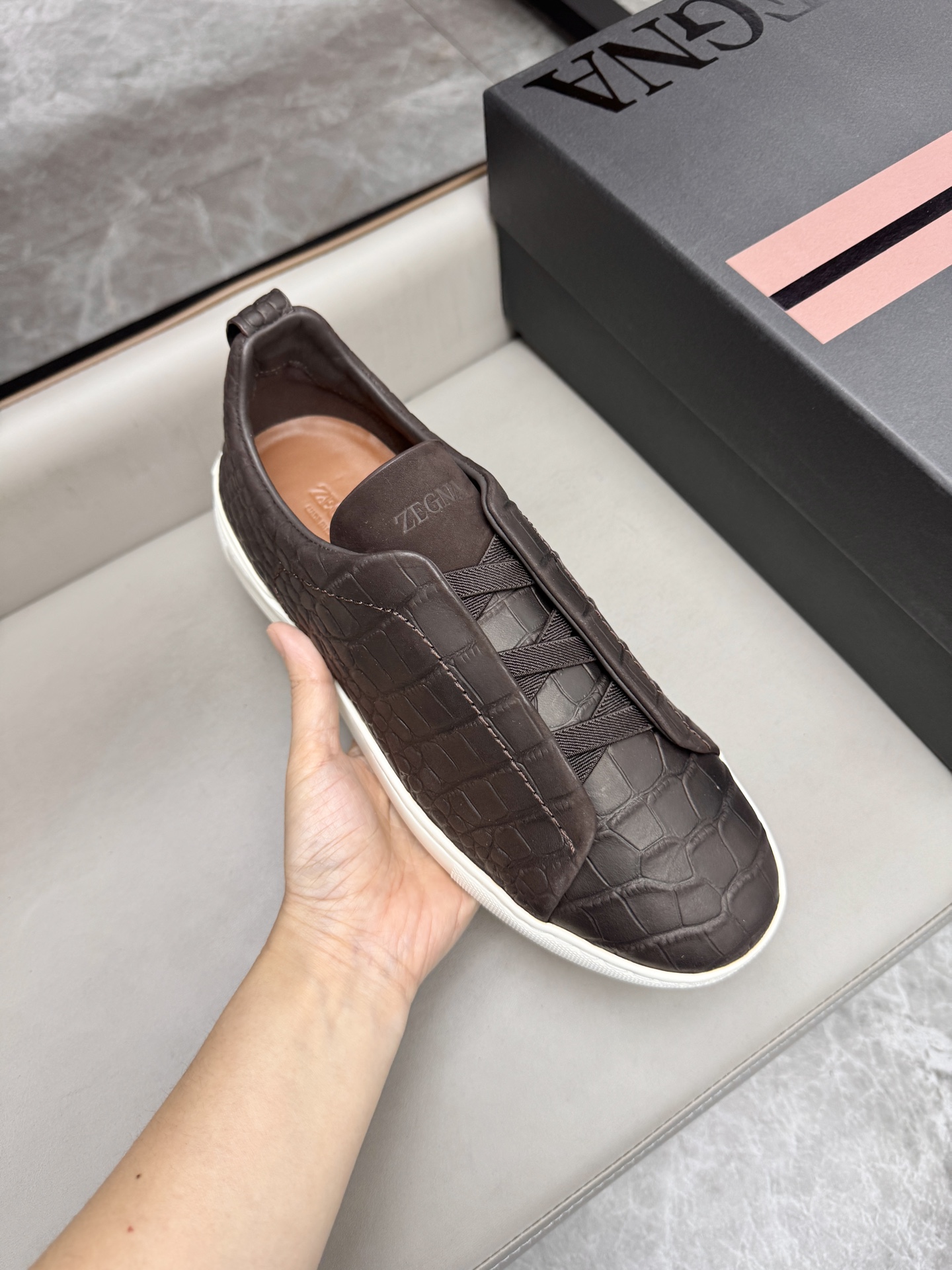Ermenegildo Zegna Triple Stitch Brown Leather Low-Top Sneakers 8 i1748180685351 5265 0 6