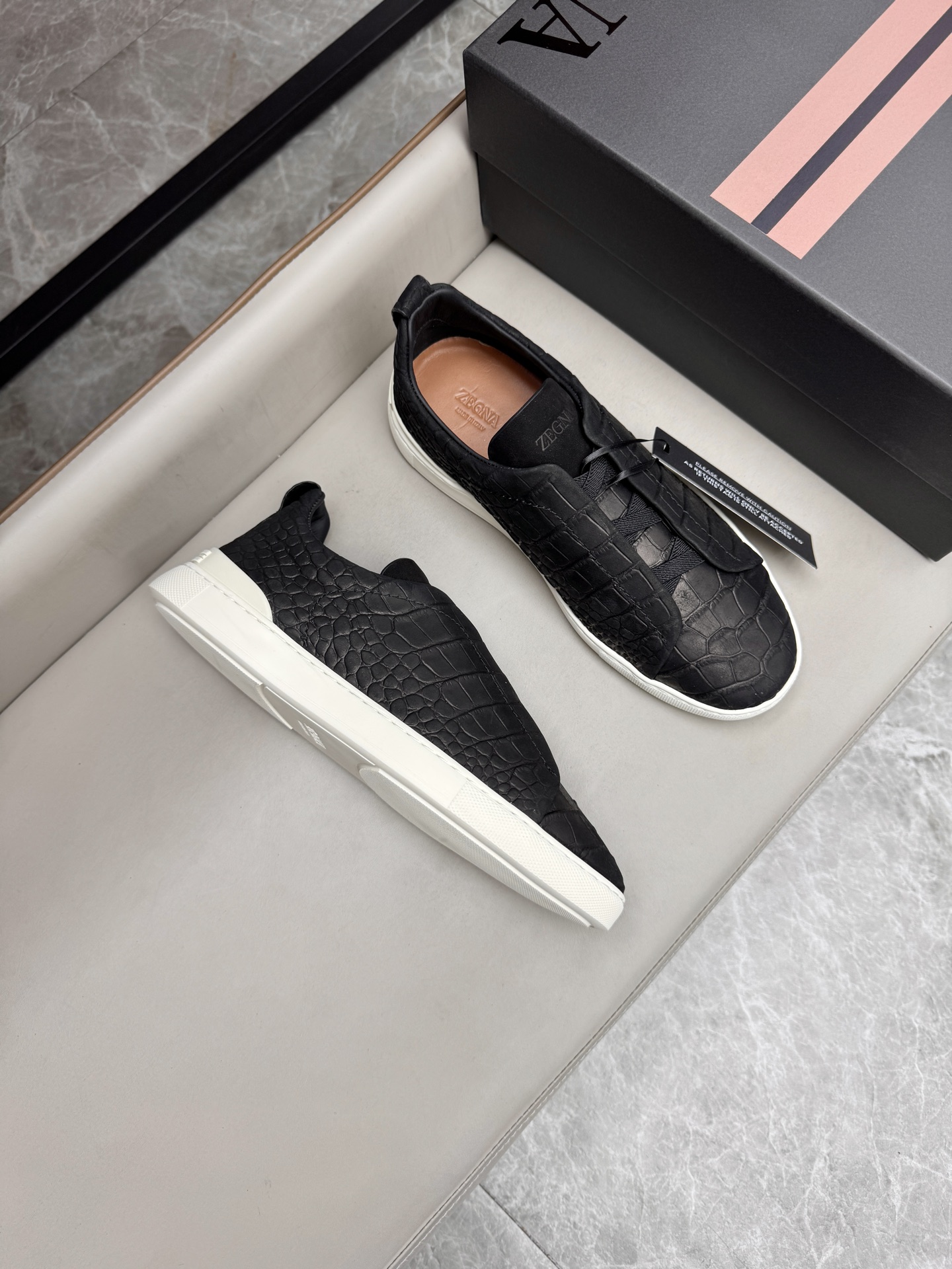 Ermenegildo Zegna Triple Stitch Black Leather Low-Top Sneakers 2 i1748180723098 7975 0 1