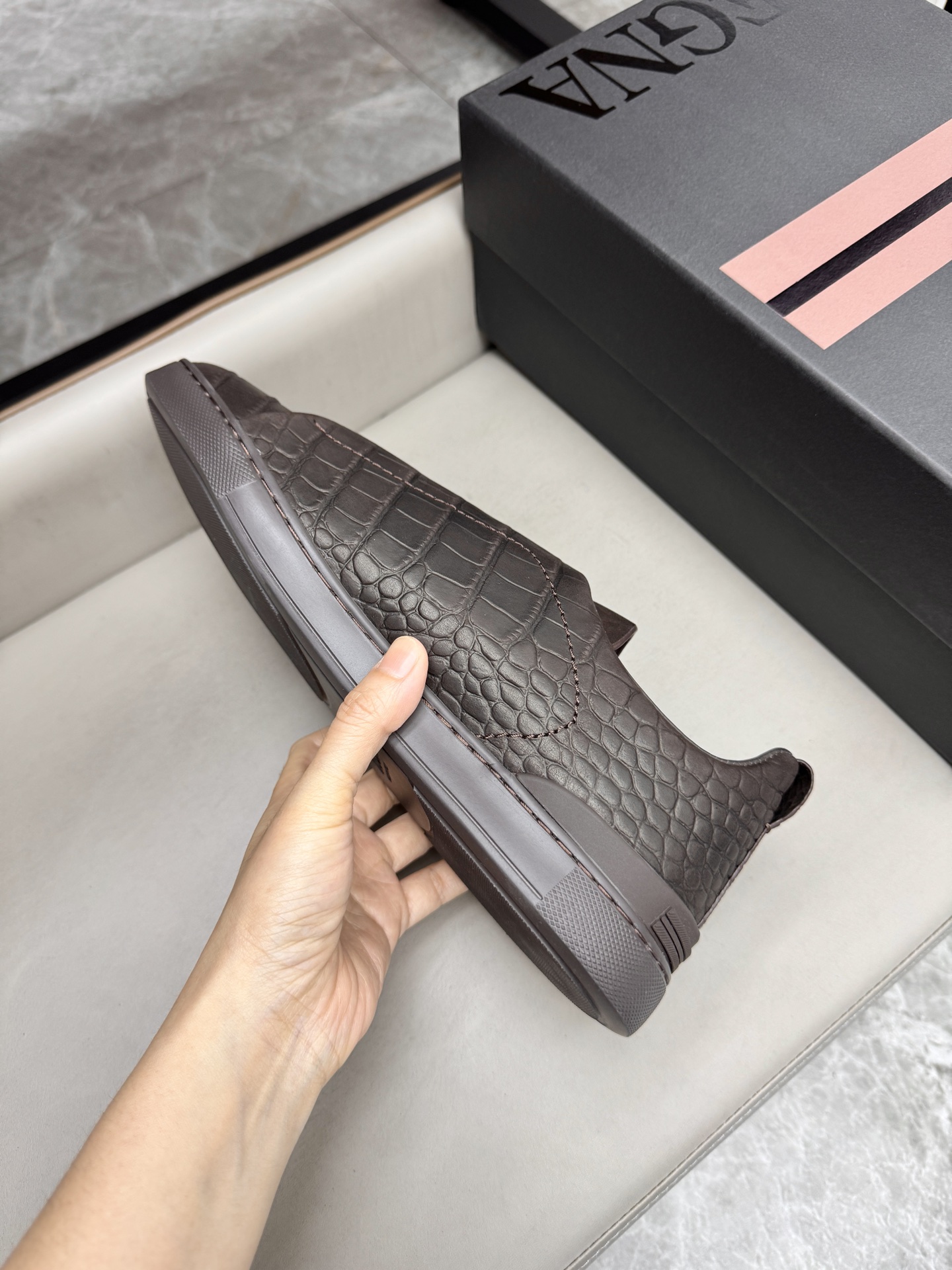 Ermenegildo Zegna Triple Stitch Leather Sneakers - Lightweight & Stylish 8 i1748180777218 3721 0 7