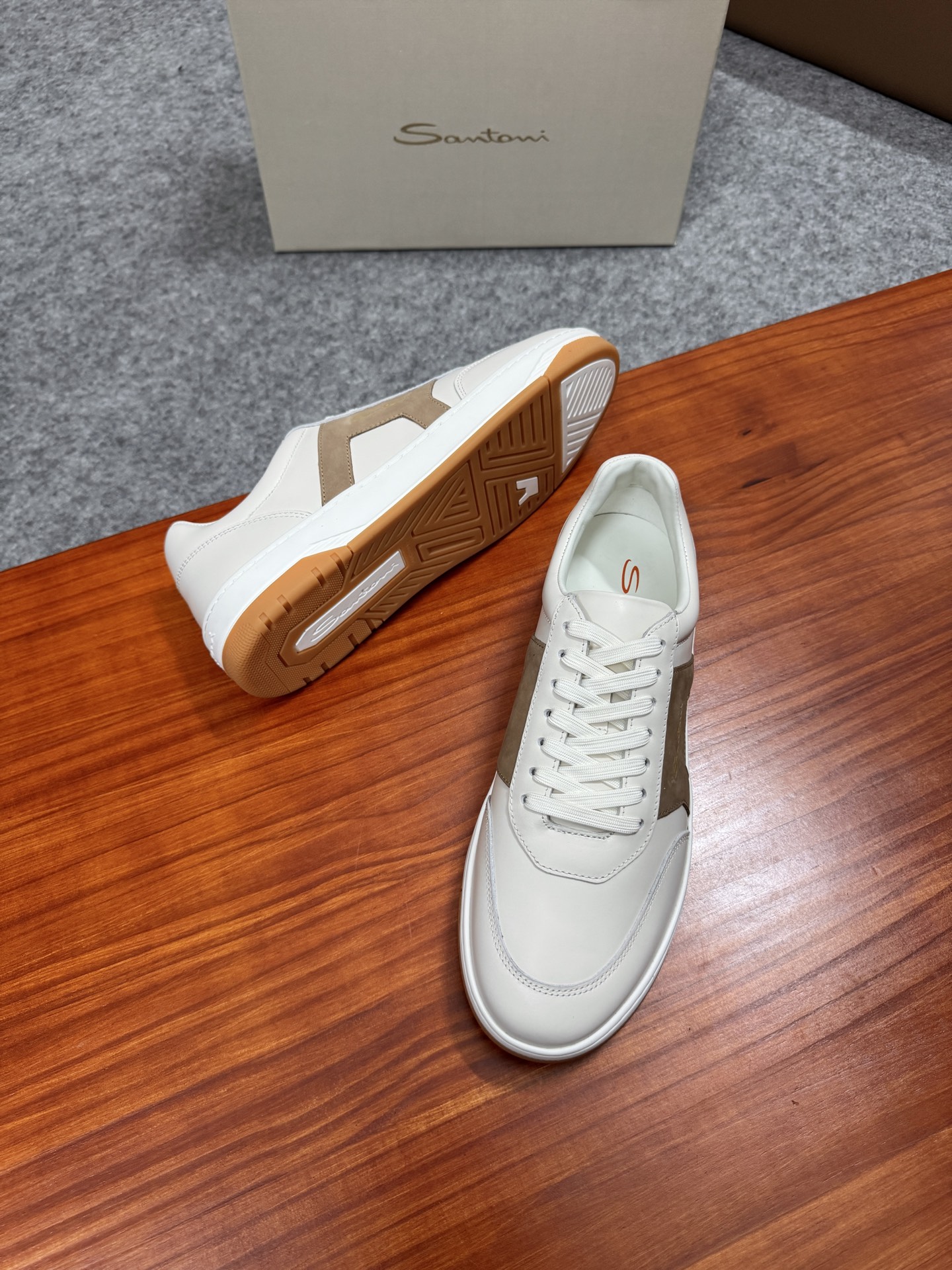 Santoni Men's Handmade Leather Sneakers - Italian Comfort & Style 3 i1755169007473 3821 0 2