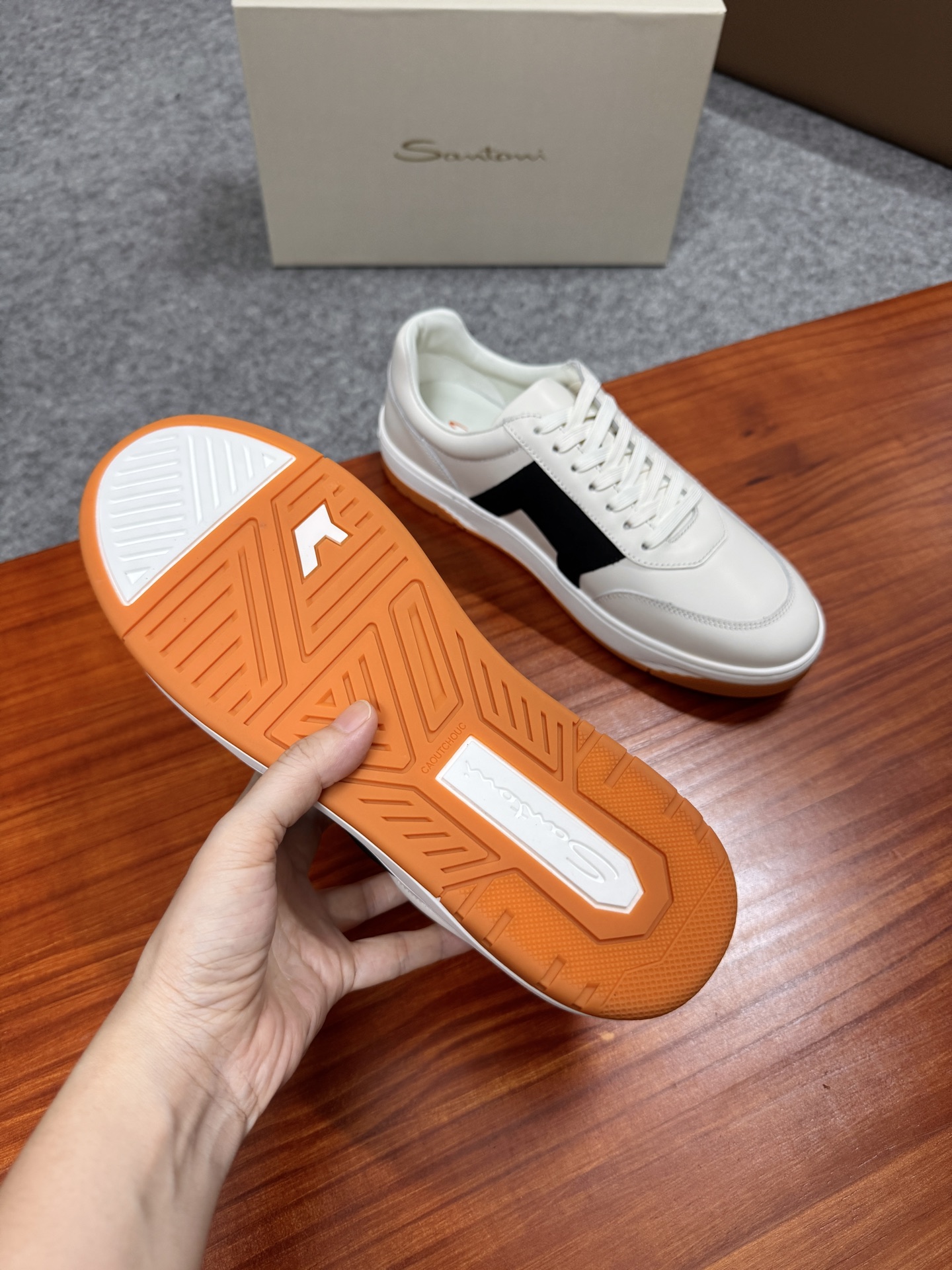 Santoni Men's White Leather Sneakers - Handcrafted Italian Style & Comfort 7 i1755169035859 6717 0 5