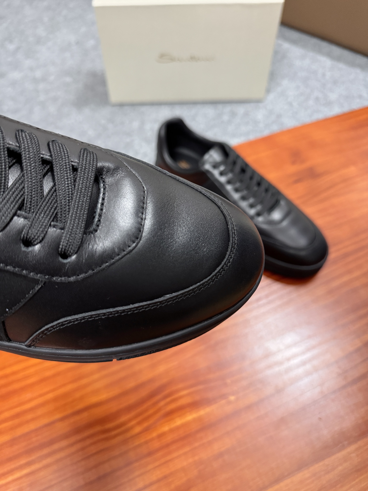 Santoni Men's Black Leather Lace-Up Sneakers Casual Shoes Classic Style 7 i1755169101944 4120 0 6