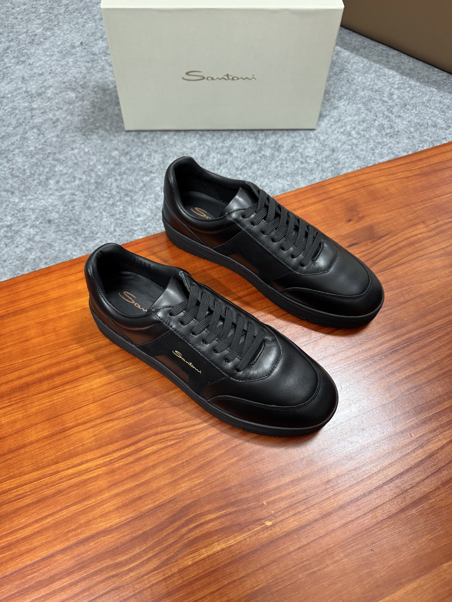 Santoni Men's Black Leather Lace-Up Sneakers Casual Shoes Classic Style 2 i1755169102043 4662 0 1
