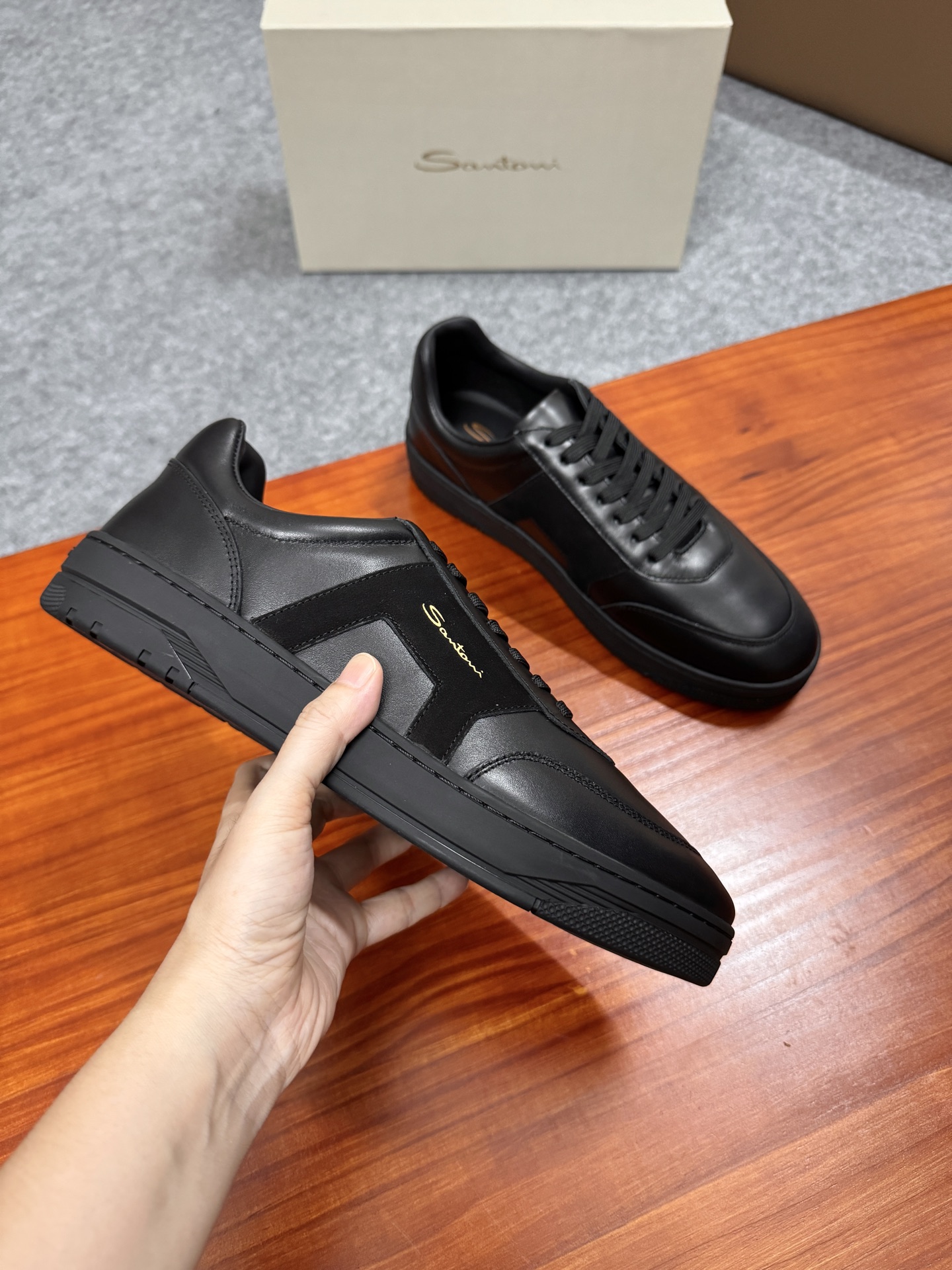 Santoni Men's Black Leather Lace-Up Sneakers Casual Shoes Classic Style 4 i1755169102182 7977 0 3