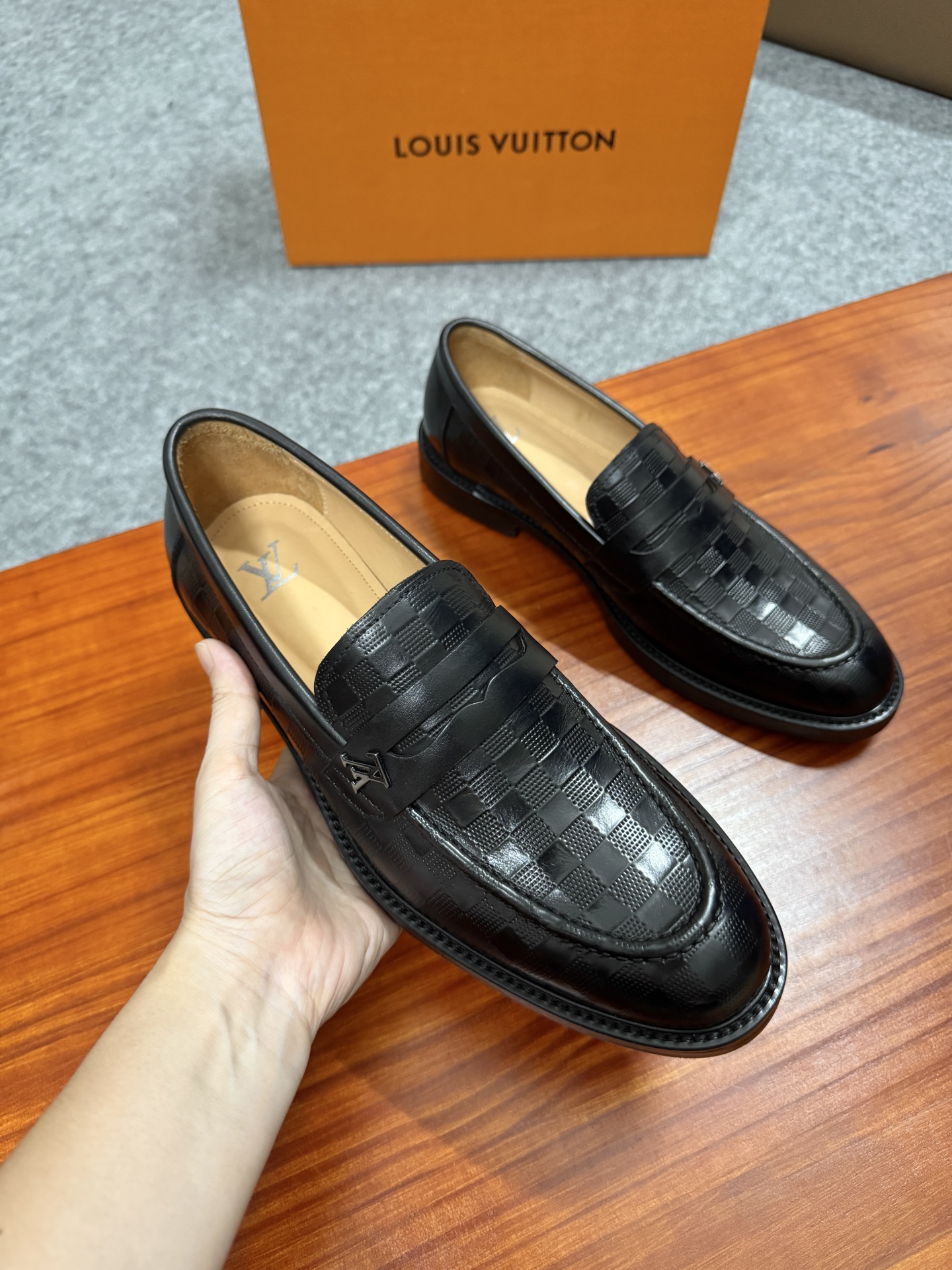 Louis Vuitton Men's Leather Loafers - Business Casual Dress Shoes 6 i1755255323505 9979 0 4