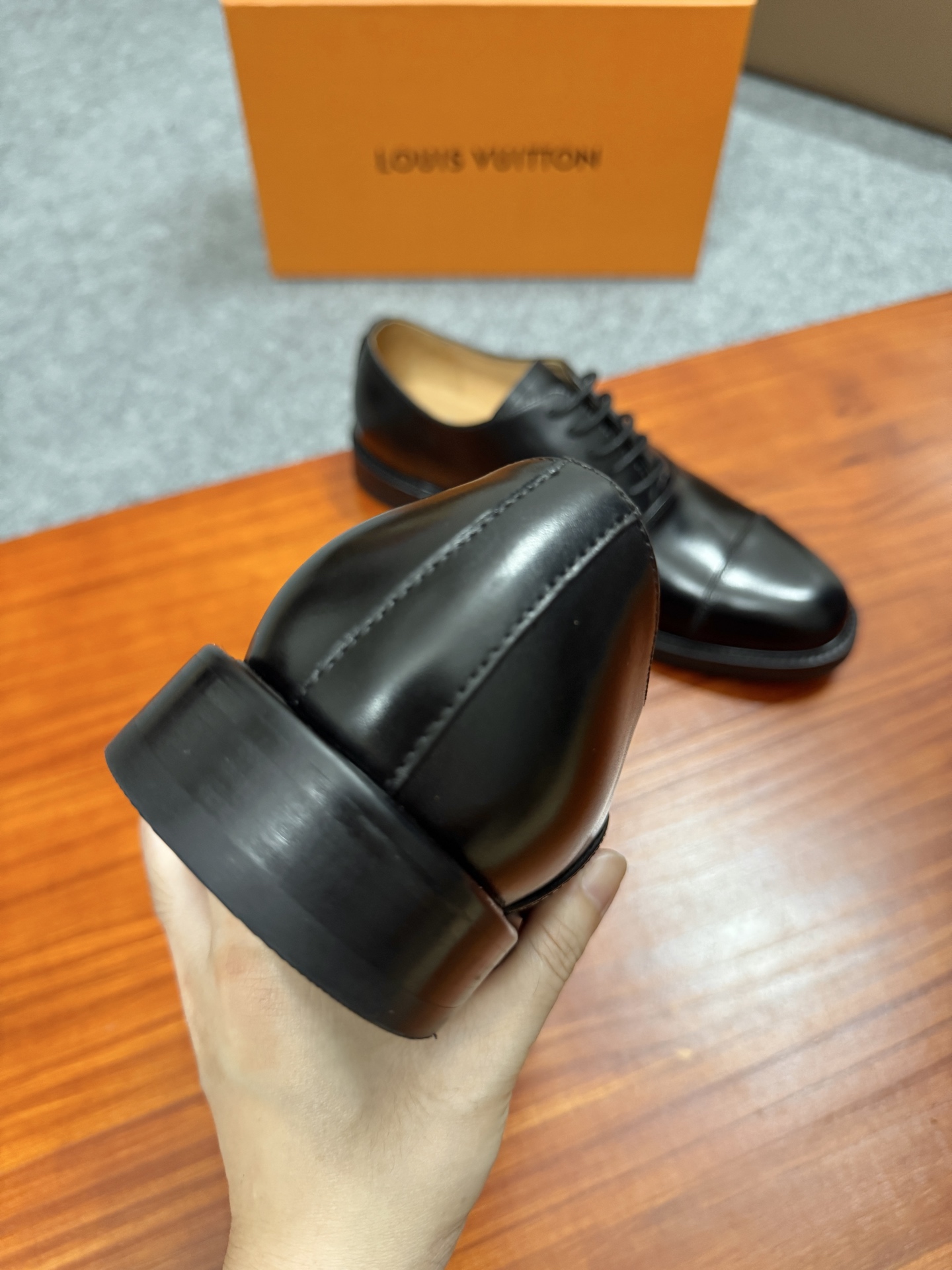 Louis Vuitton Black Leather Business Oxford Shoes for Men,Handcrafted Leather Sole 9 i1755255545860 618 0 7