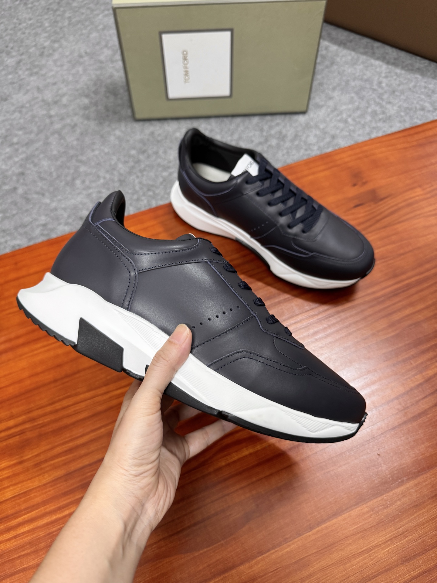 Tom Ford Cambridge Leather Low-Top Sneakers - Lace-up, Rubber Sole 4 i1756037768173 6515 0 3
