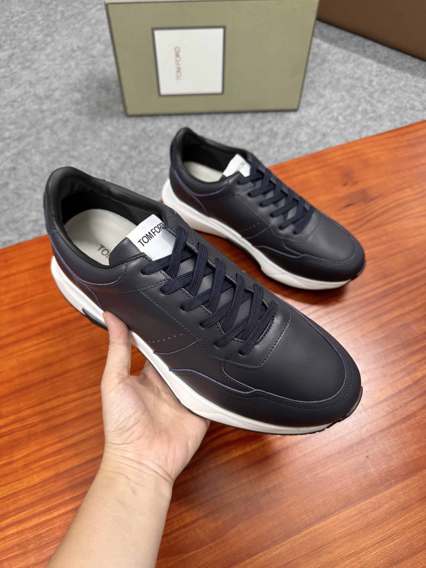 Tom Ford Cambridge Leather Low-Top Sneakers - Lace-up, Rubber Sole 5 i1756037768754 3439 0 4
