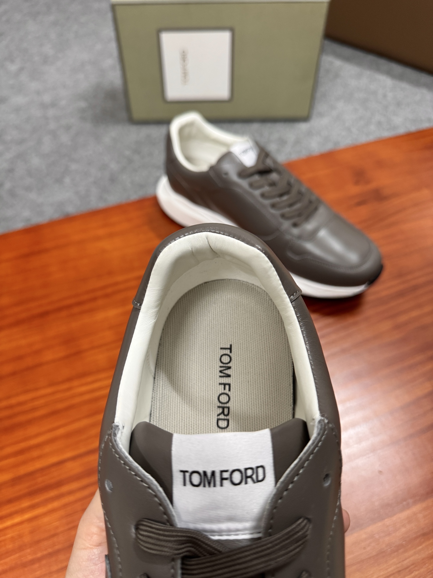 Tom Ford Cambridge Low-Top Leather Sneakers - Lace-Up, Rubber Sole 8 i1756038823948 2504 0 7