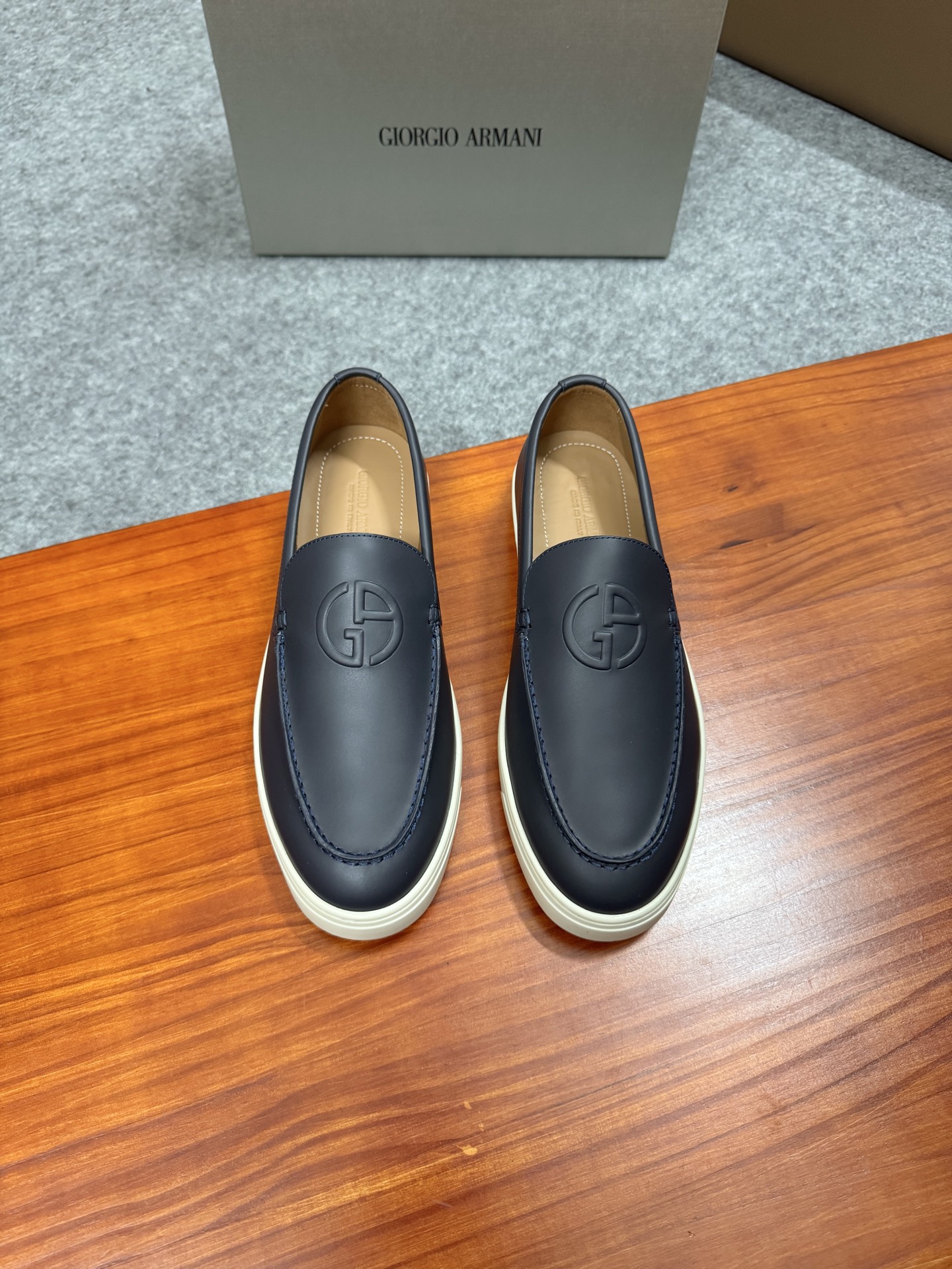 GIORGIO ARMANI Leather Loafers Classic Casual Shoes for Men, Black 1 i1756039496883 6058 0 0