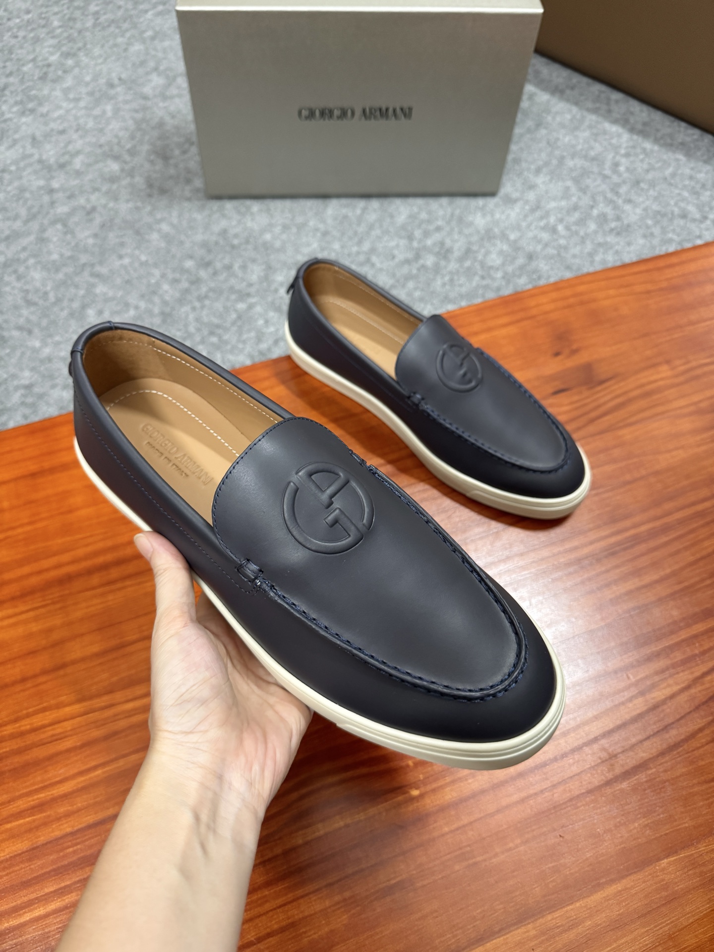 GIORGIO ARMANI Leather Loafers Classic Casual Shoes for Men, Black 5 i1756039499393 8861 0 4