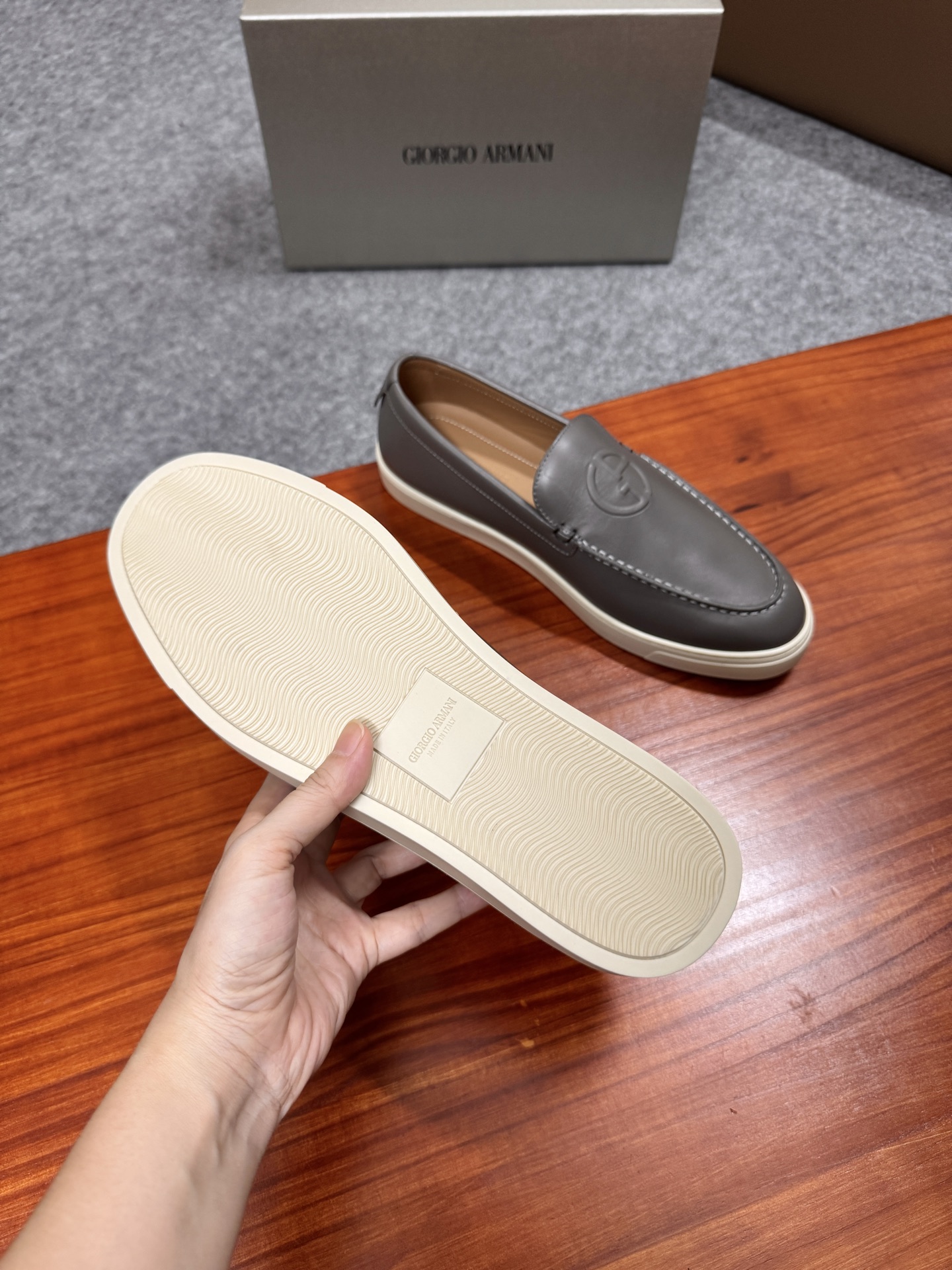 GIORGIO Armani Leather Loafers: Classic Style, Modern Comfort for Men 7 i1756039553763 9958 0 5