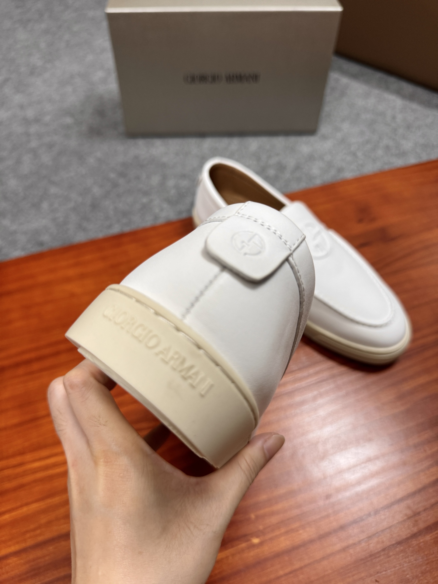 Giorgio Armani Classic White Leather Loafers - Timeless Style and Comfort 8 i1756039575865 6658 0 7