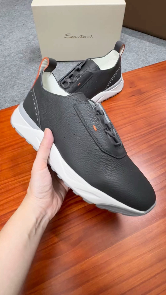 Santoni Men's Handmade Leather Sneakers - Classic Italian Design & Comfort