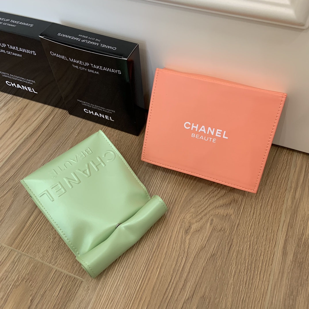 Chanel Beauty Limited-Edition Gift Vanity Cases - Comprehensive 2