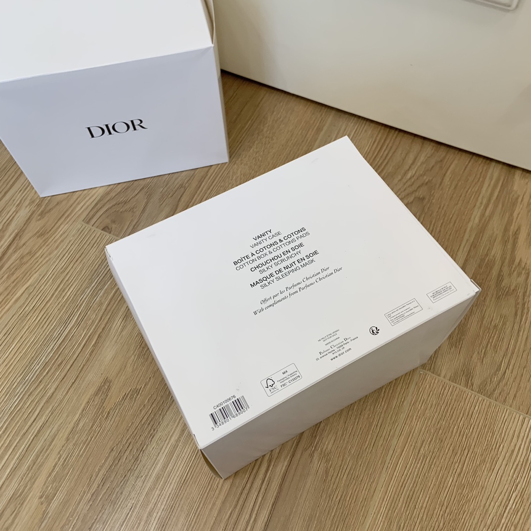 DIOR迪奥花秘瑰萃美课私享会专属赠品礼盒 6