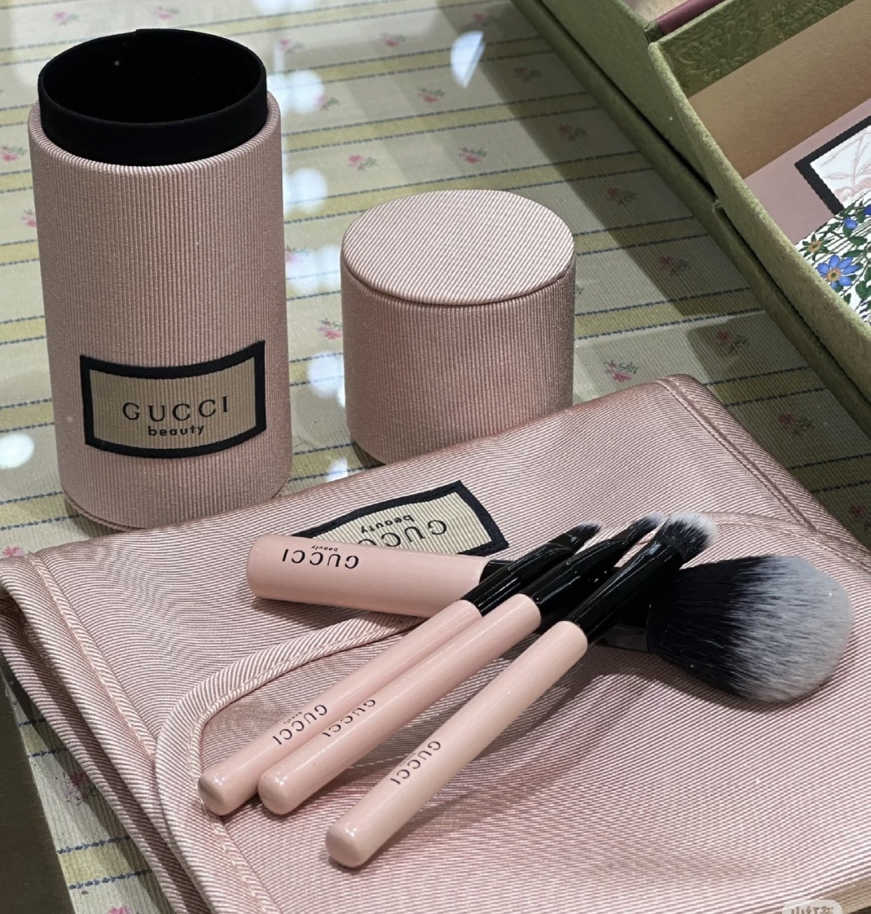 Gucci Makeup Brush - Comprehensive 8