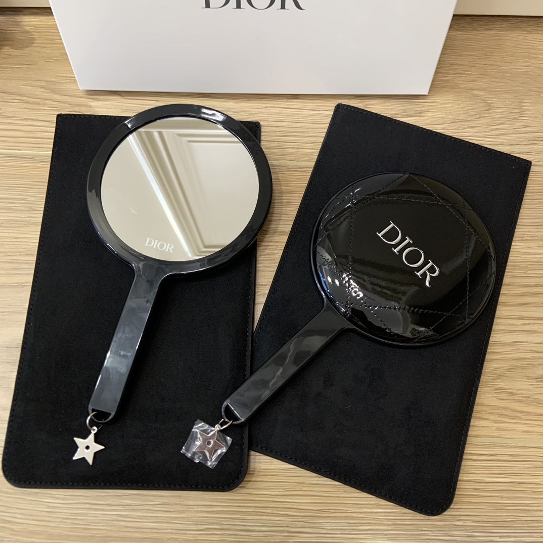 DIOR日本专柜满22000日元赠礼化妆镜 9