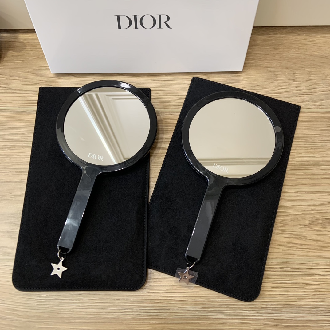 DIOR日本专柜满22000日元赠礼化妆镜 8