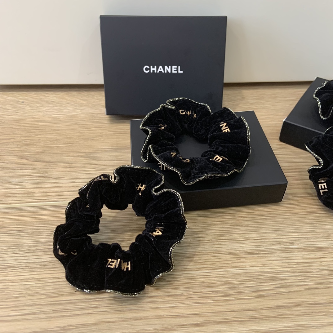 CHANEL Holiday Ribbon Scrunchies (Set of 2 - Comprehensive 3