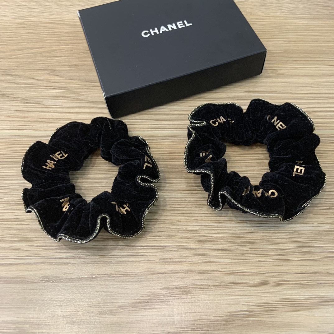 CHANEL Holiday Ribbon Scrunchies (Set of 2 - Comprehensive 2
