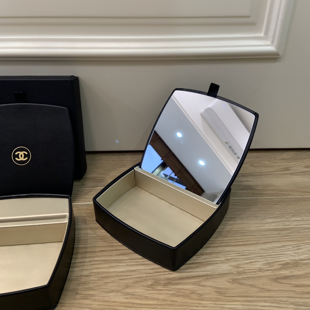 CHANEL Sublimage Vanity Case with Mirror - Comprehensive 6