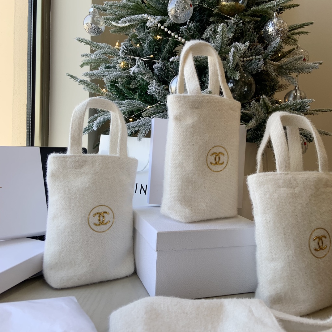 CHANEL5号香水❄️圣诞限定赠品手提包 3