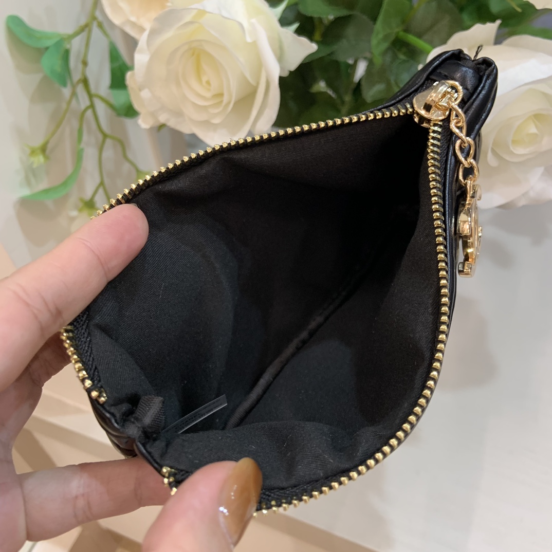 Chanel VIP Gift Clutch - Bag 8