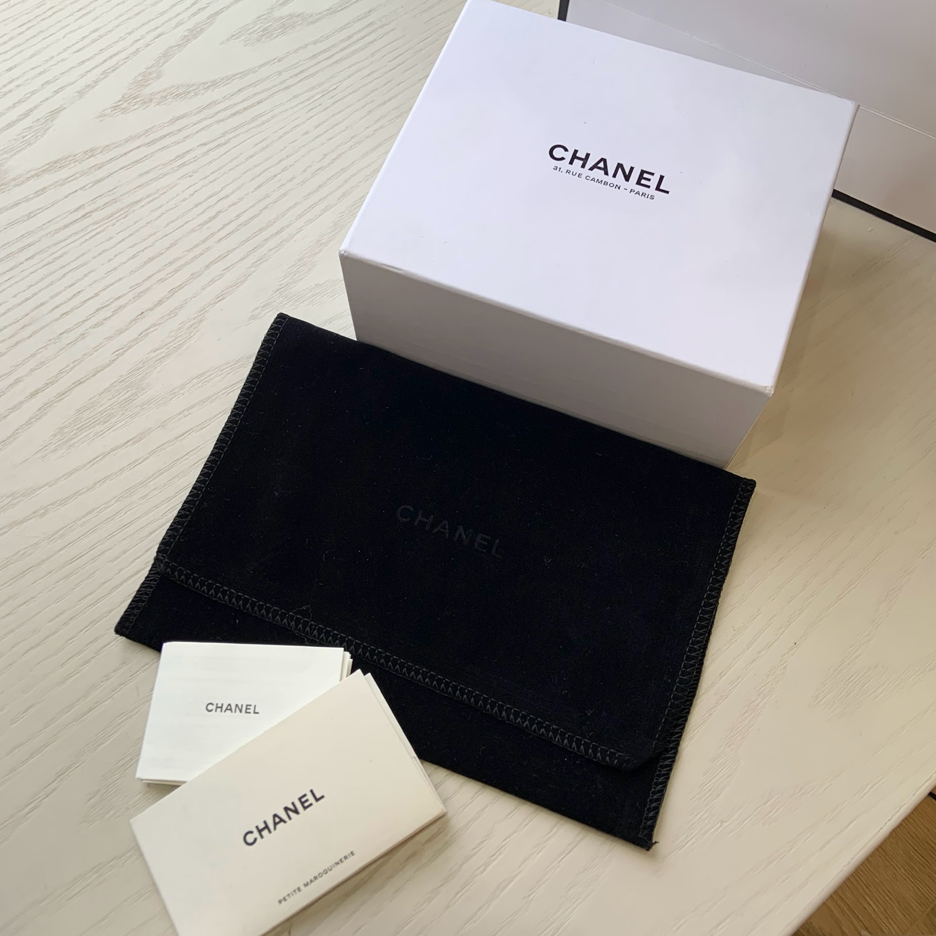 Chanel Classic Luxury Leather Shoe Loafer Ref.107EA498 4
