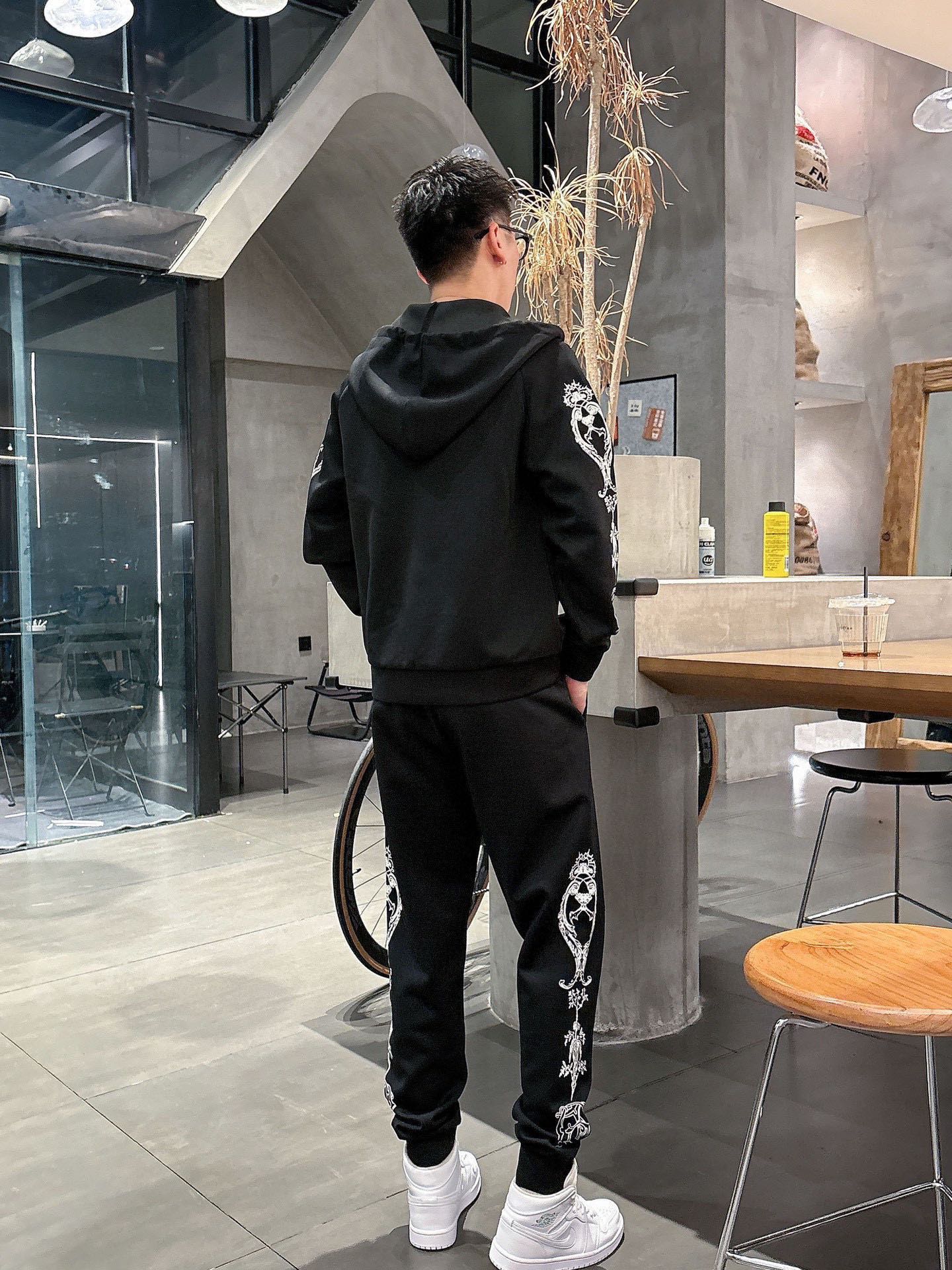 路易威登 Louis Vuitton 高定典藏名品高定成衣时装外套连衣裙衬衫T恤 #E2444E19 2