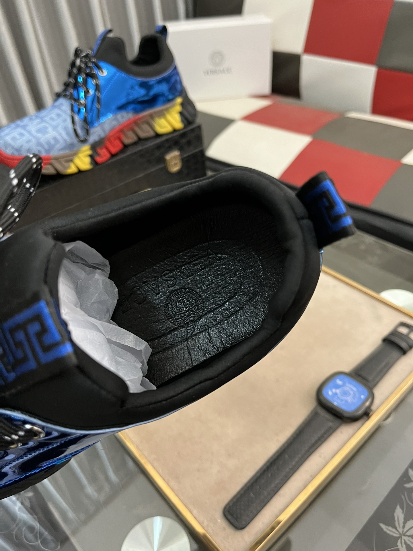 P: [Versace] nuevos zapatos casuales de los hombres, el uso de efecto de pasarela de moda súper trid